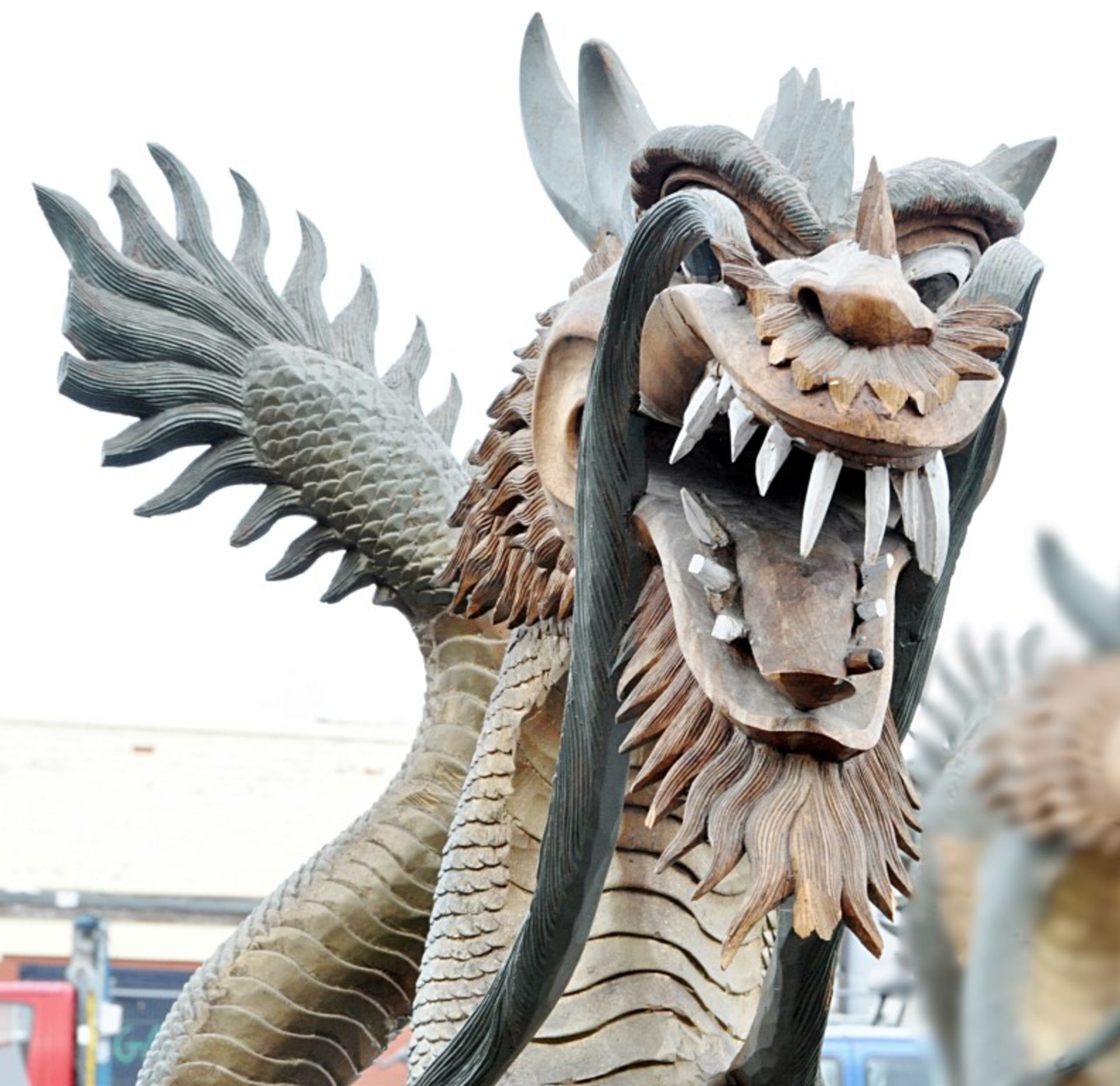 1 x 7ft Tall, Wooden, Freestanding DRAGON Statue – Good, Pre-owned Condition - Hand Carved & Painted - Image 5 of 6