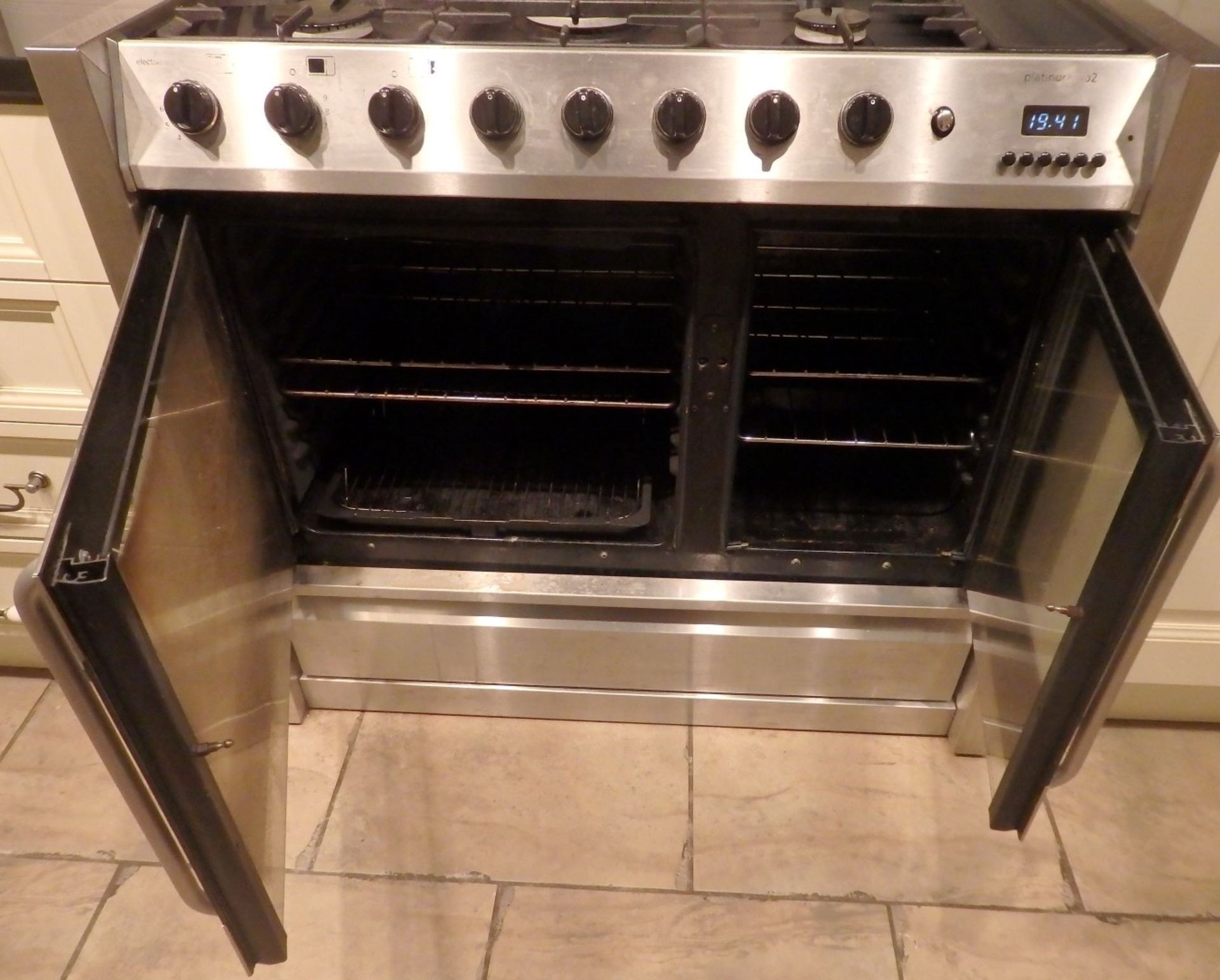 1 x Belling Platinum DB2 Range Cooker - Dual Fuel - 5 Ring Gas Burner and Electric Over - - Image 6 of 13