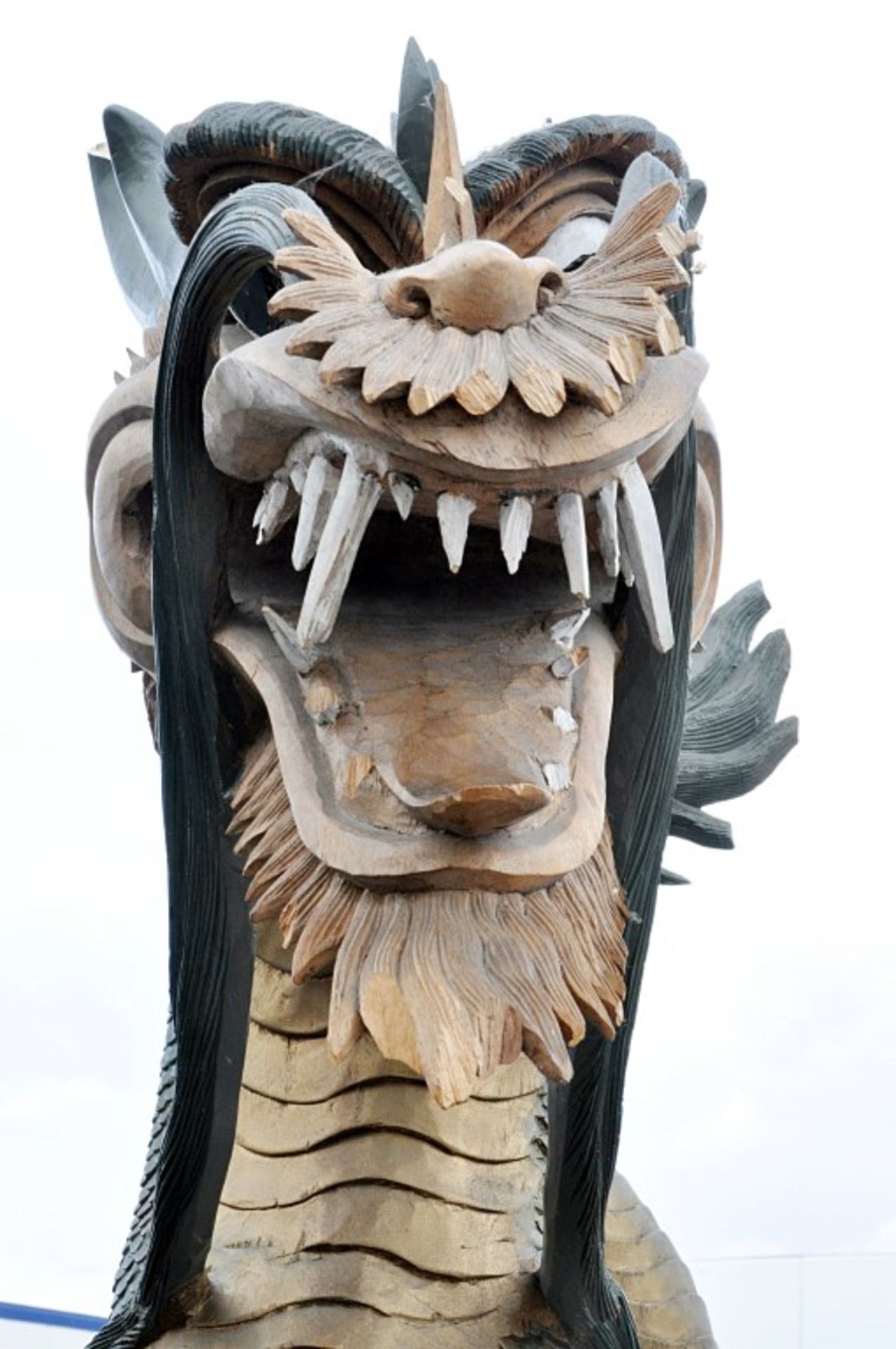 1 x 7ft Tall, Wooden, Freestanding DRAGON Statue – Good, Pre-owned Condition - Hand Carved & Painted - Image 6 of 7