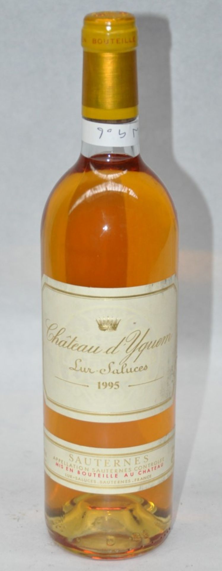 1 x Chateau d'Yquem, Sauternes, France - Year 1995 - Bottle Size 75ml - Volume 13% - Ref: 907 -