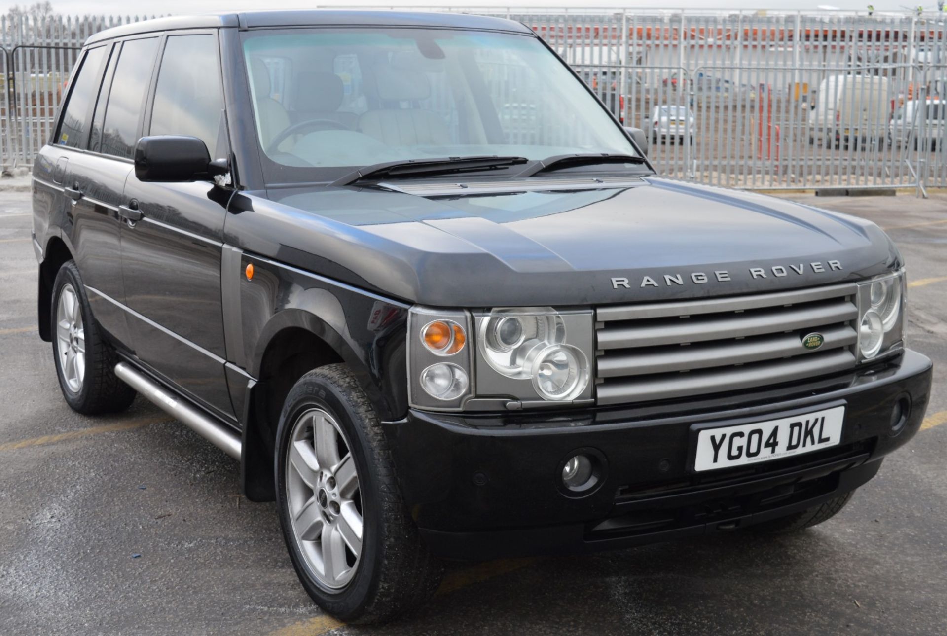 1 x Range Rover Vogue V8 4.4 Automatic - Black, Leather Interior, Petrol, Television, Premium - Image 55 of 63