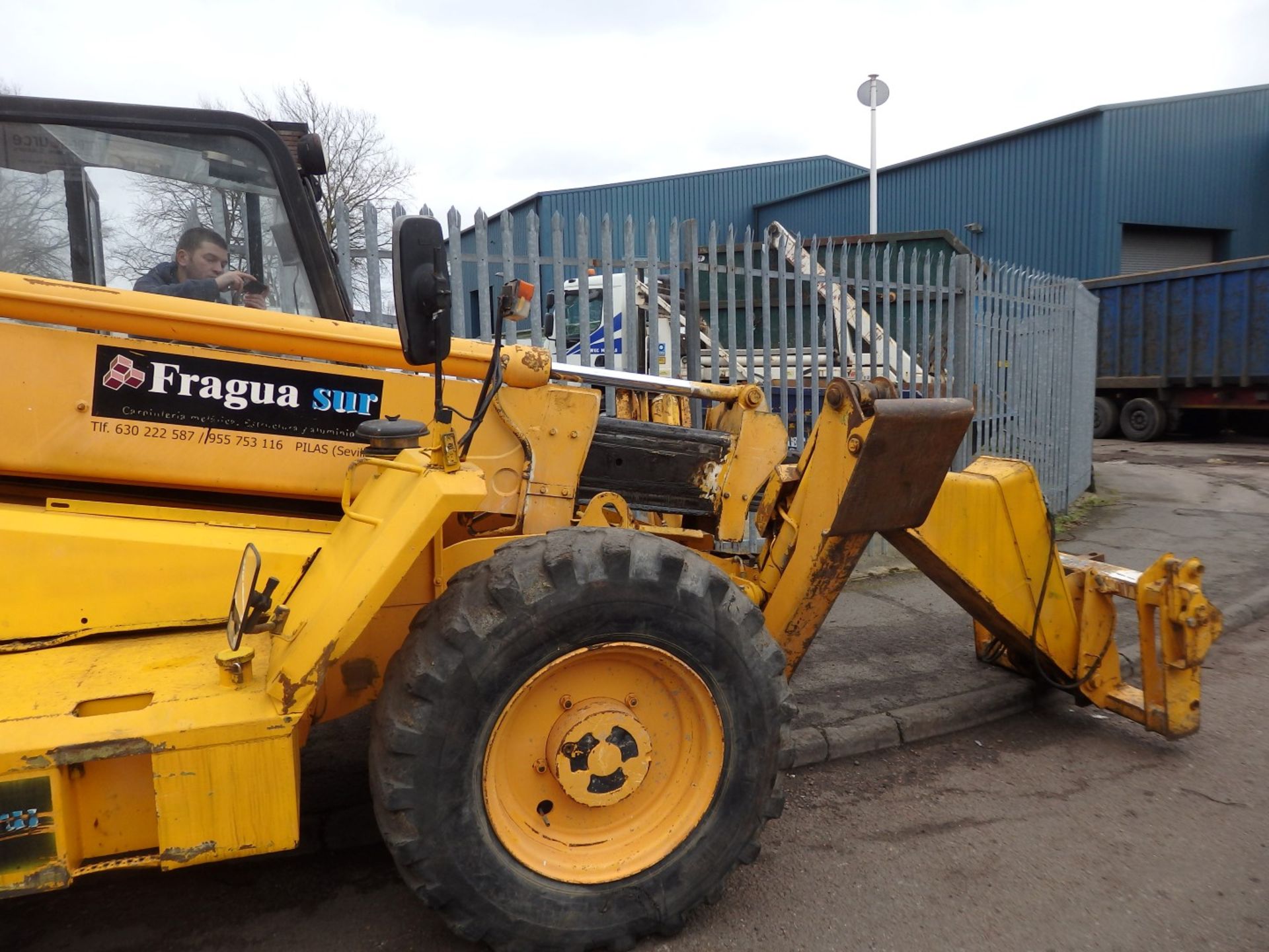 1 x JCB 530-120 Telescopic Handler With Forks - 1407 Hours - CL057 - Location: Welwyn, - Image 9 of 26