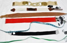 Approx 170 x Assorted Women's Belts – Box2049 – Fabulous Range of Styles & Colours - Various Sizes –