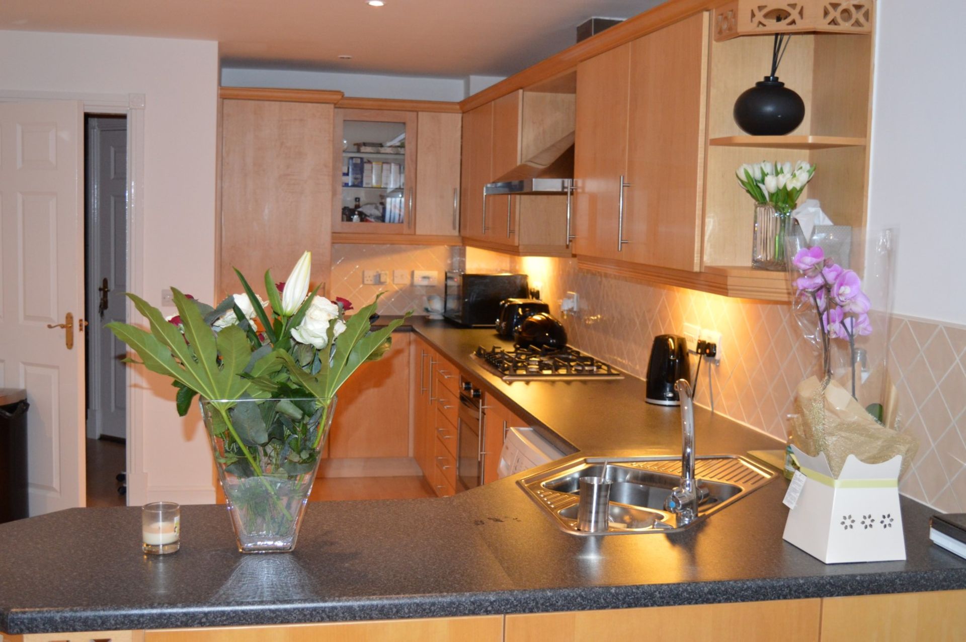 1 x Manor Cabinet Company Fitted Kitchen - Contemporary Beech Finish With Black Worktops and - Image 5 of 47