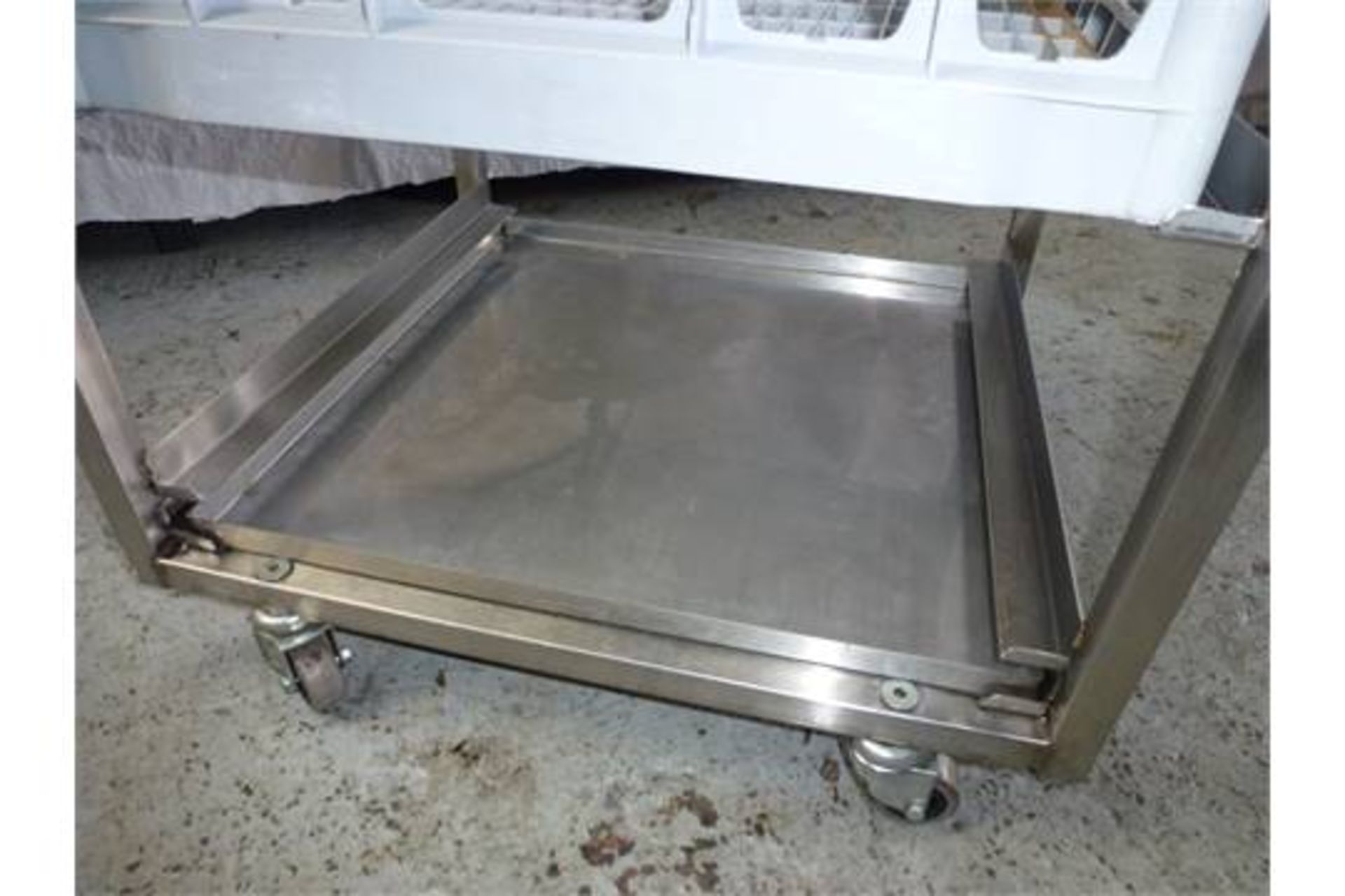 1 x Stainless Steel Pint Glass Pot Collector Trolly - 3 Tier Trolley With Removable Trays, Drip Tray - Image 5 of 6
