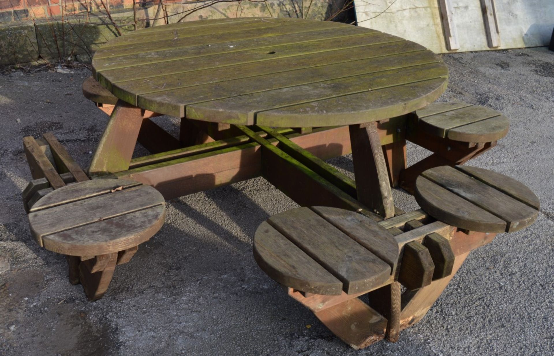 1 x Outdoor Picnic Pub Bench - Designed For 8 People To Be Sat Around a Circular Table - Ideal For - Image 2 of 4
