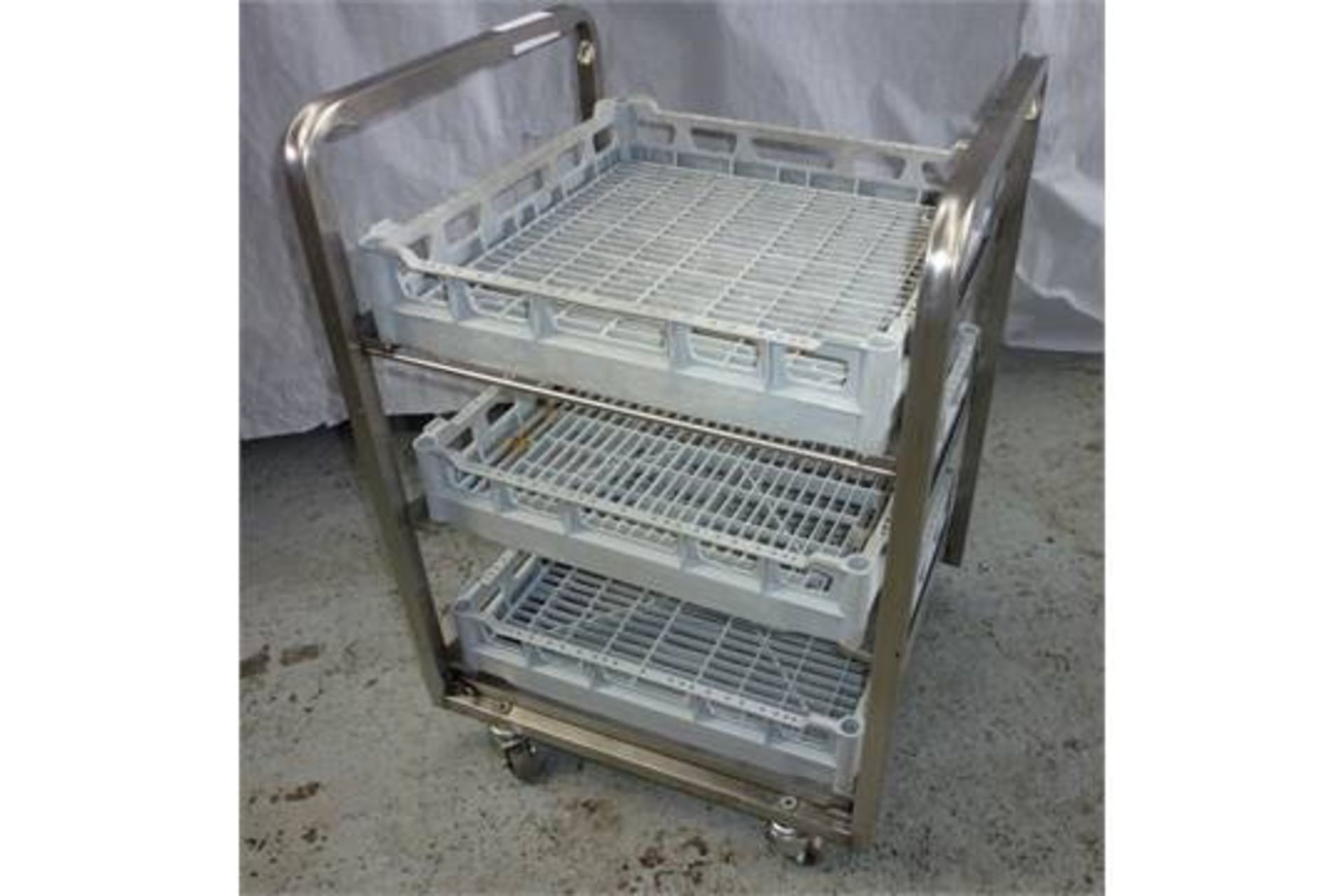 1 x Stainless Steel Pint Glass Pot Collector Trolly - 3 Tier Trolley With Removable Trays, Drip Tray - Image 4 of 6