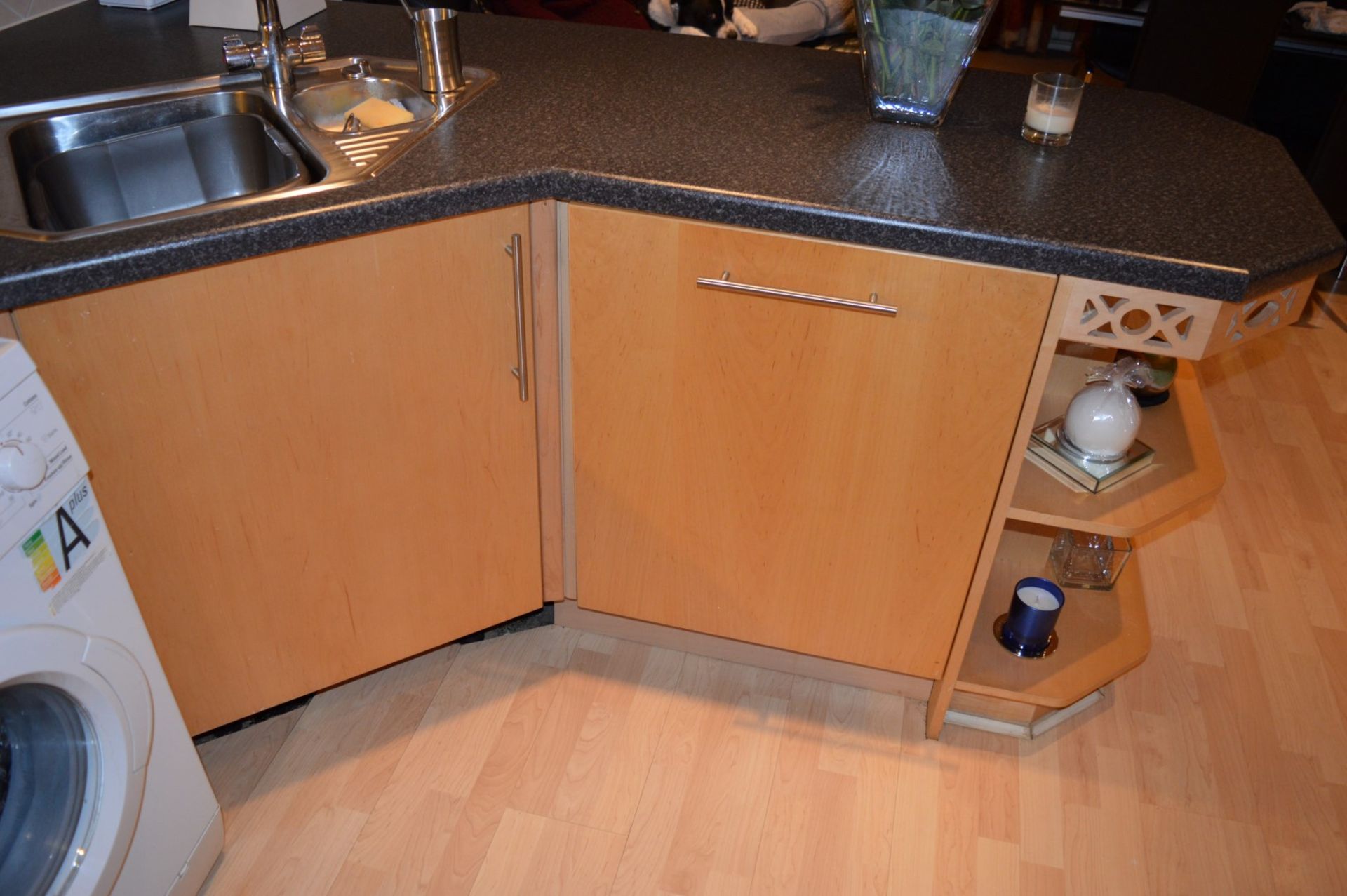 1 x Manor Cabinet Company Fitted Kitchen - Contemporary Beech Finish With Black Worktops and - Image 25 of 47