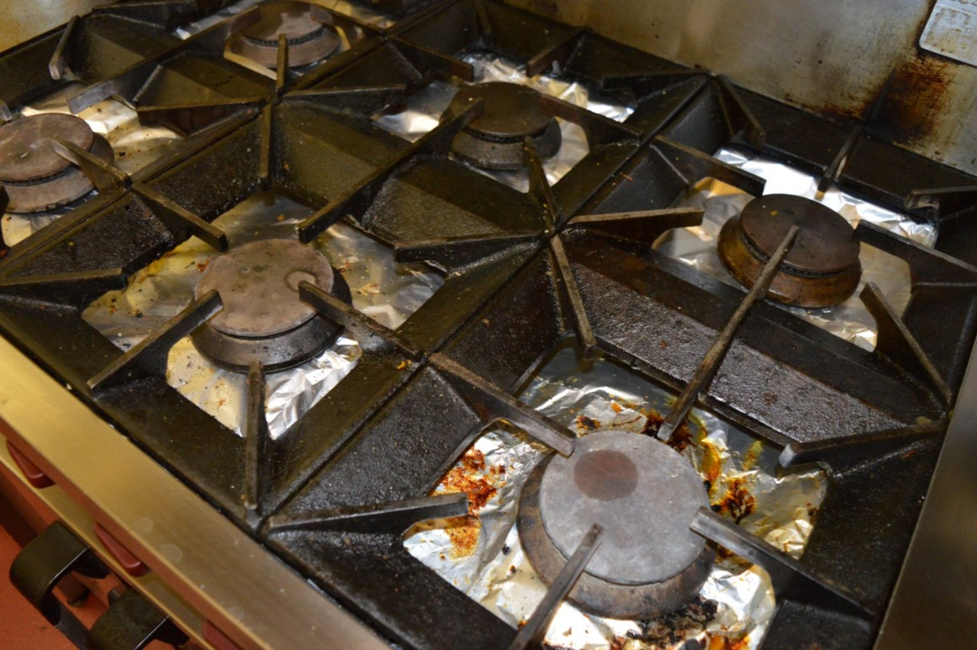 1 x Falcon 6 Burner Commercial Gas Cooker and Oven - Stainless Steel Commercial Kitchen - Image 3 of 6