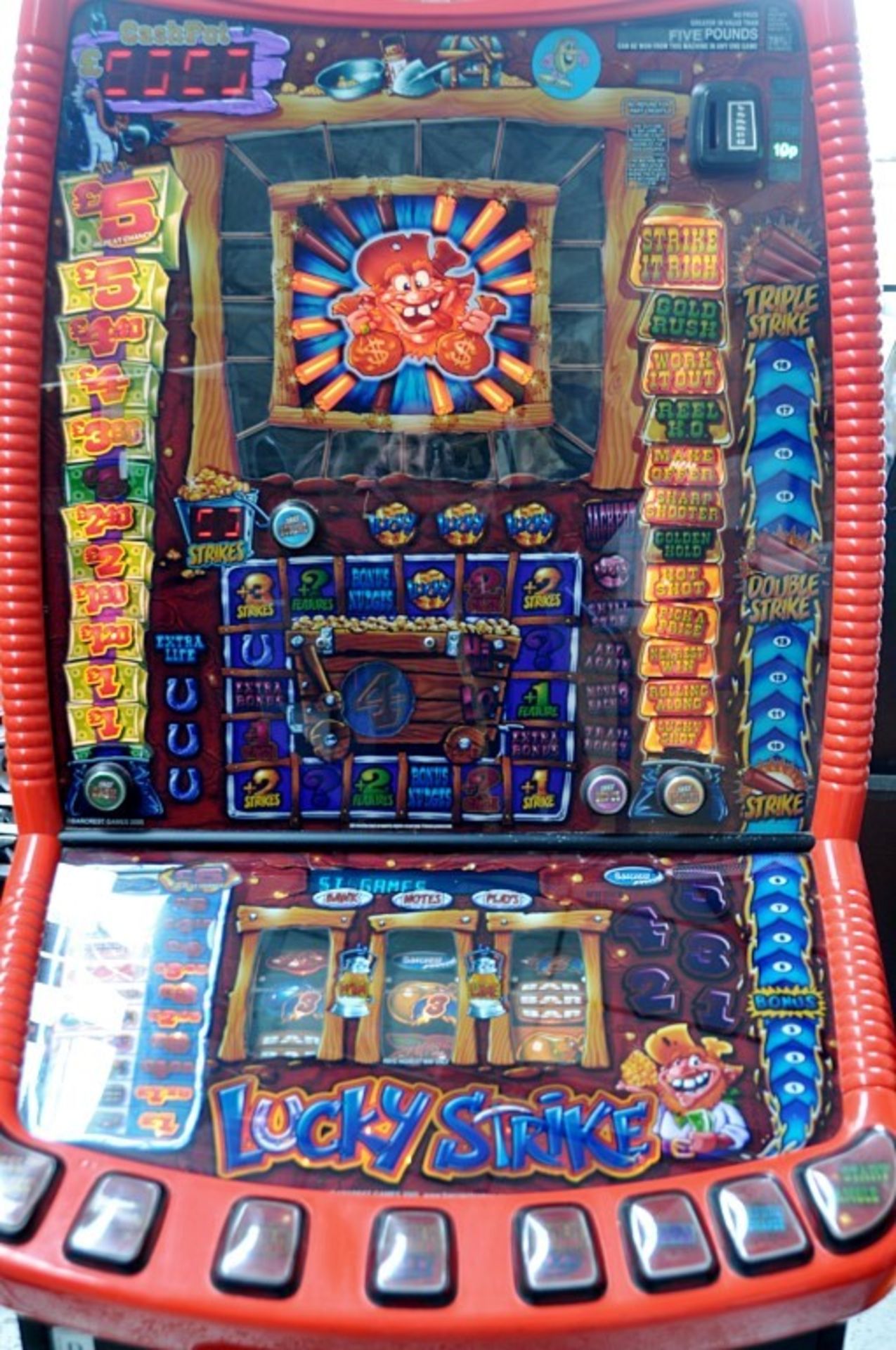 1 x "LUCKY STRIKE" Arcade Fruit Machine - Manufacturer: Barcrest (2005) - Pre-Owned In Good - Image 14 of 14