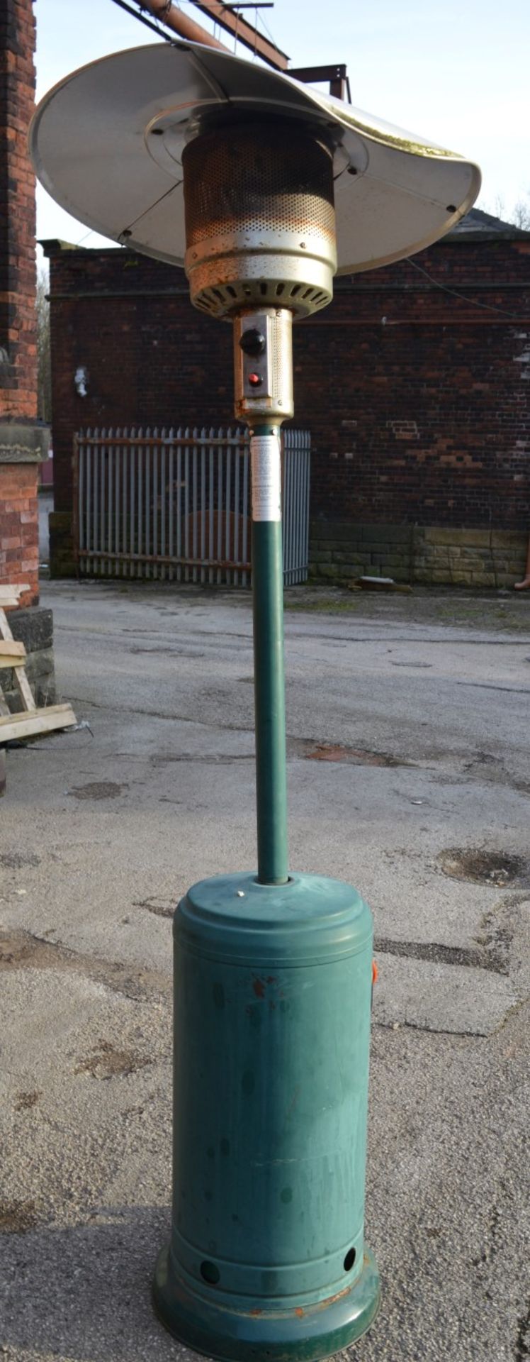 1 x Outdoor Patio Gas Heater - 13kW Heat Input - Height 230 cms - CL105 - Location: Bolton BL1