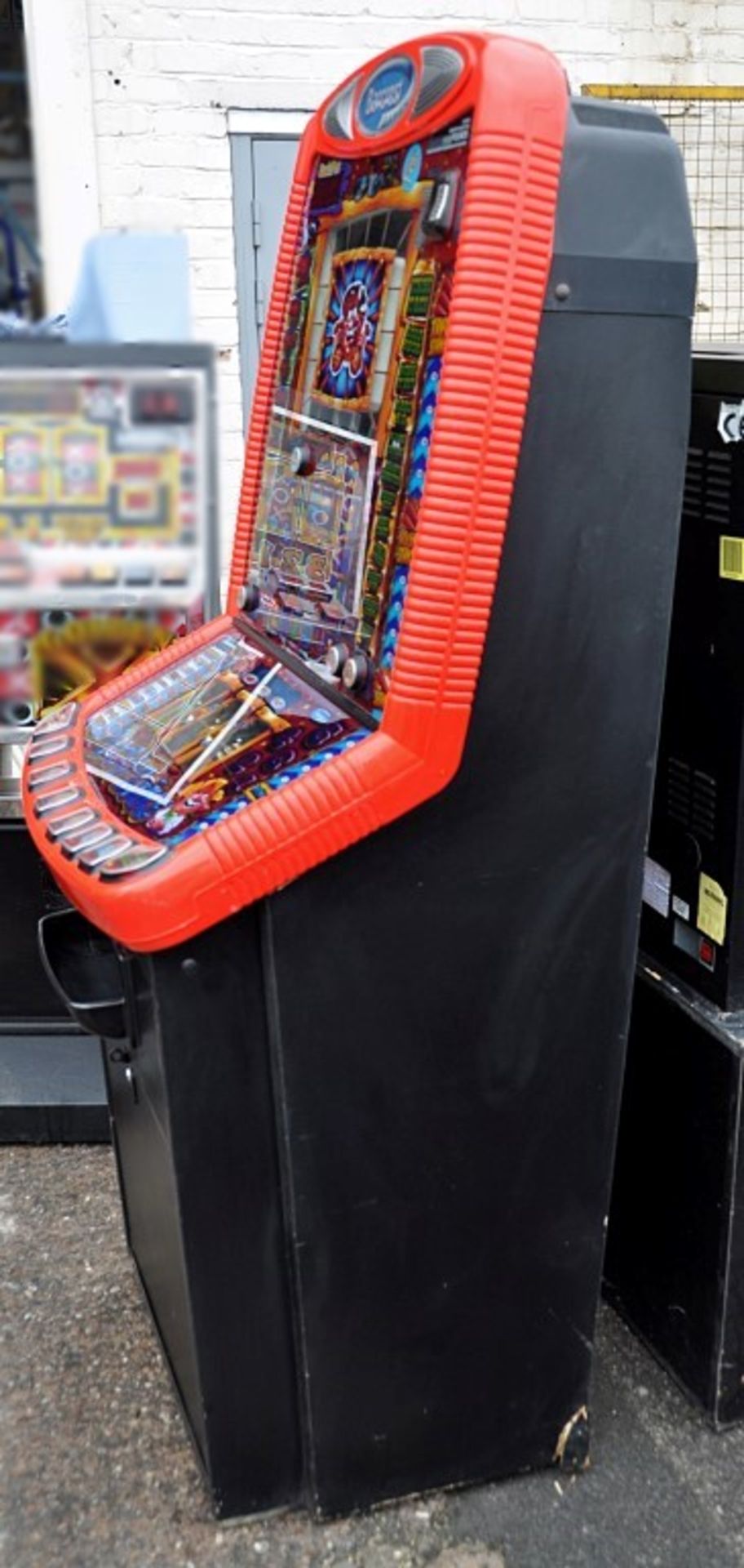 1 x "LUCKY STRIKE" Arcade Fruit Machine - Manufacturer: Barcrest (2005) - Pre-Owned In Good - Image 5 of 14