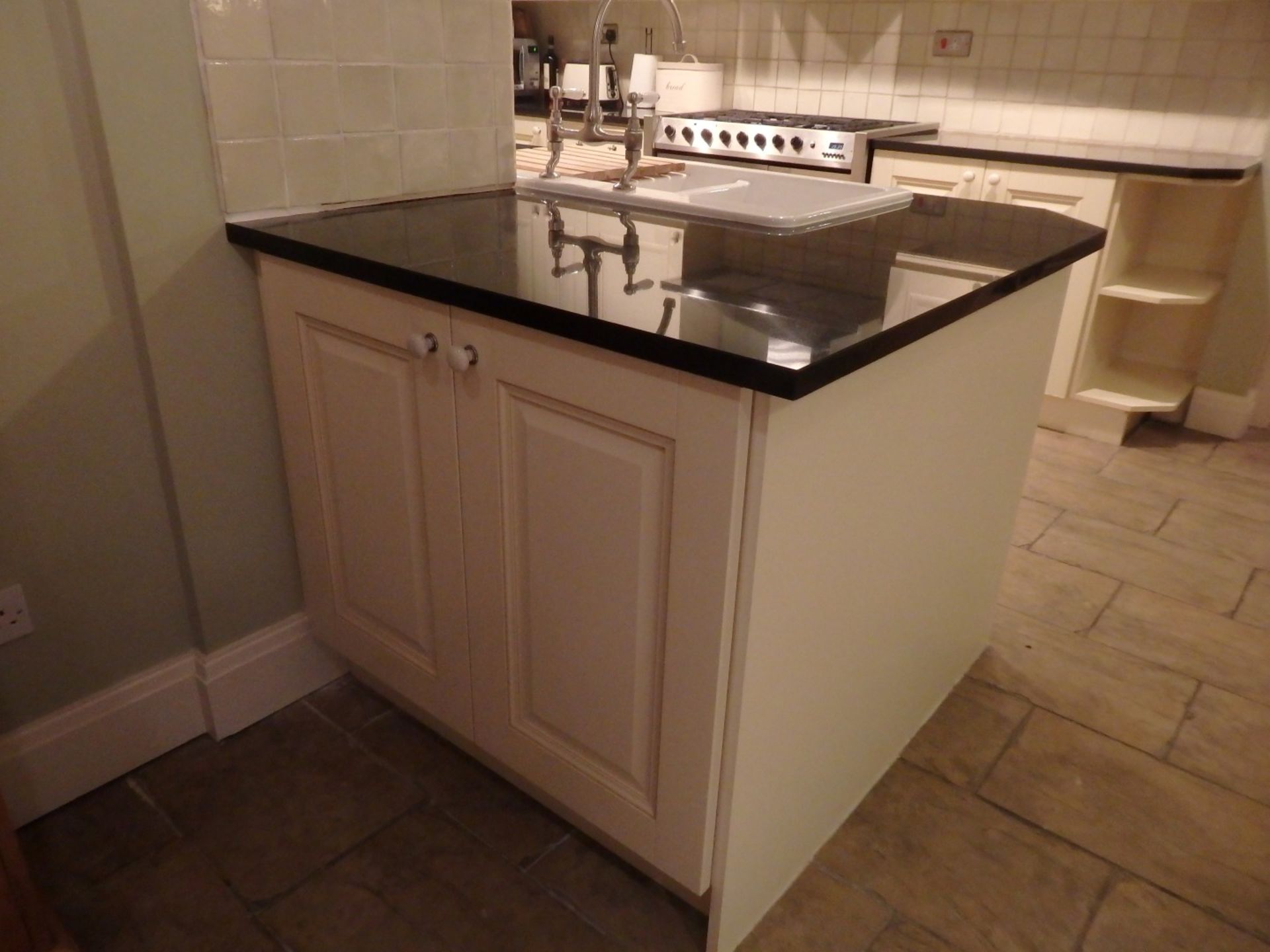 1 x Antique Cream Shaker Style Kitchen With Black Granite Worktops - Pewter and Glazed Porcelian - Image 21 of 24