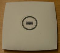 1 x Cisco Aironet 1131AG 54 Mbps Wireless G Router - Model AIR-AP1131AG-E-K9 - Low-profile