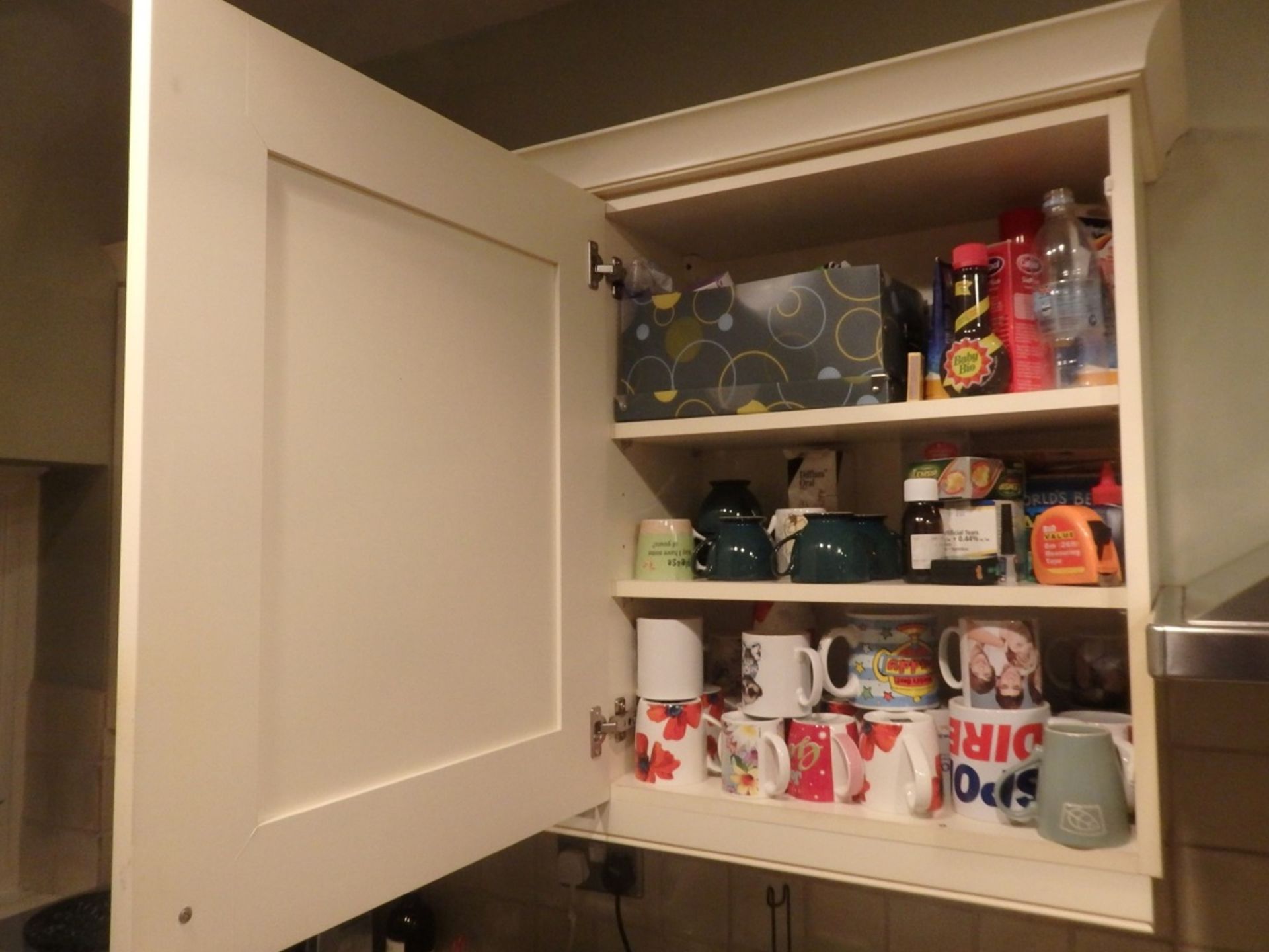 1 x Antique Cream Shaker Style Kitchen With Black Granite Worktops - Pewter and Glazed Porcelian - Image 8 of 24