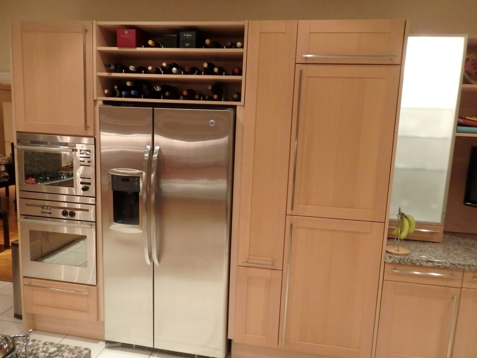1 x Siematic Fitted Kitchen With Beech Shaker Style Doors, Granite Worktops, Central Island and - Image 109 of 148