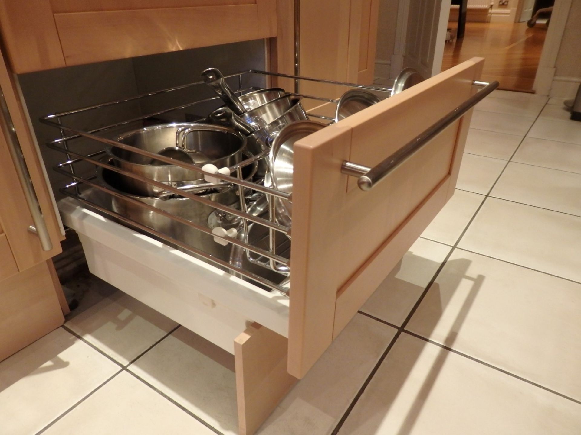 1 x Siematic Fitted Kitchen With Beech Shaker Style Doors, Granite Worktops, Central Island and - Image 66 of 148