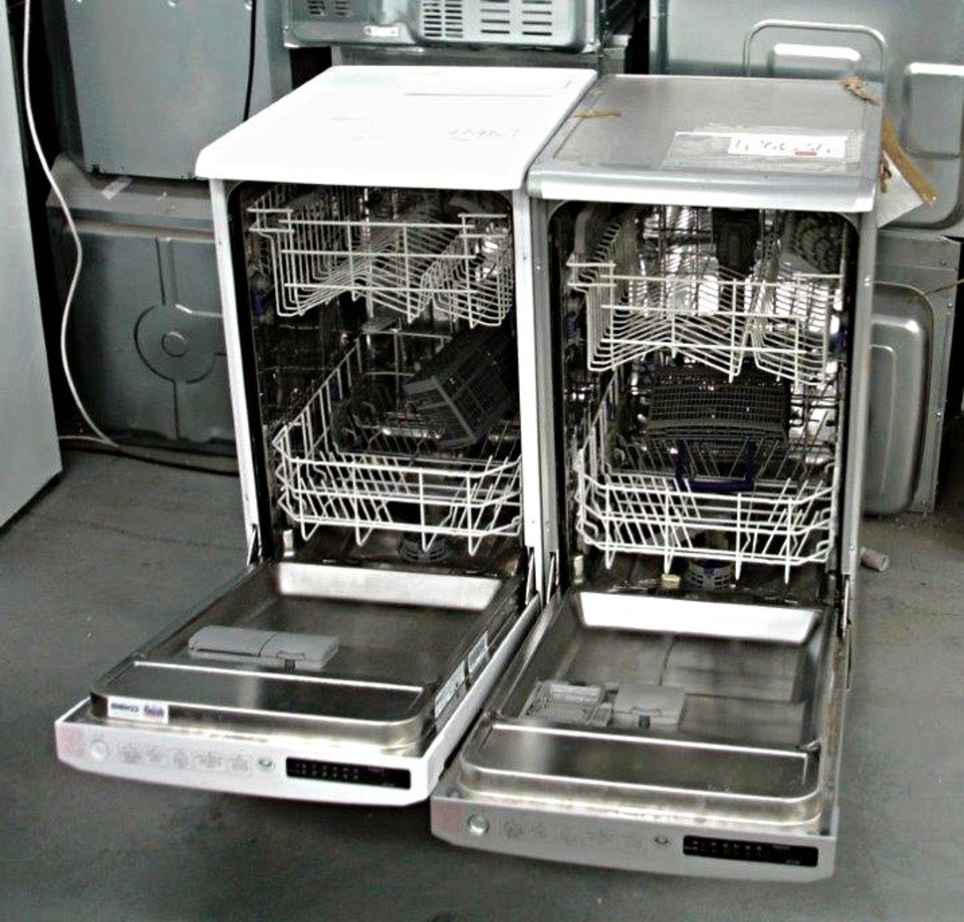 1 x Pallet of Unchecked Customer Raw Returns - BEKO DISHWASHERS - All Current Models - CL055 - Ref - Image 11 of 13