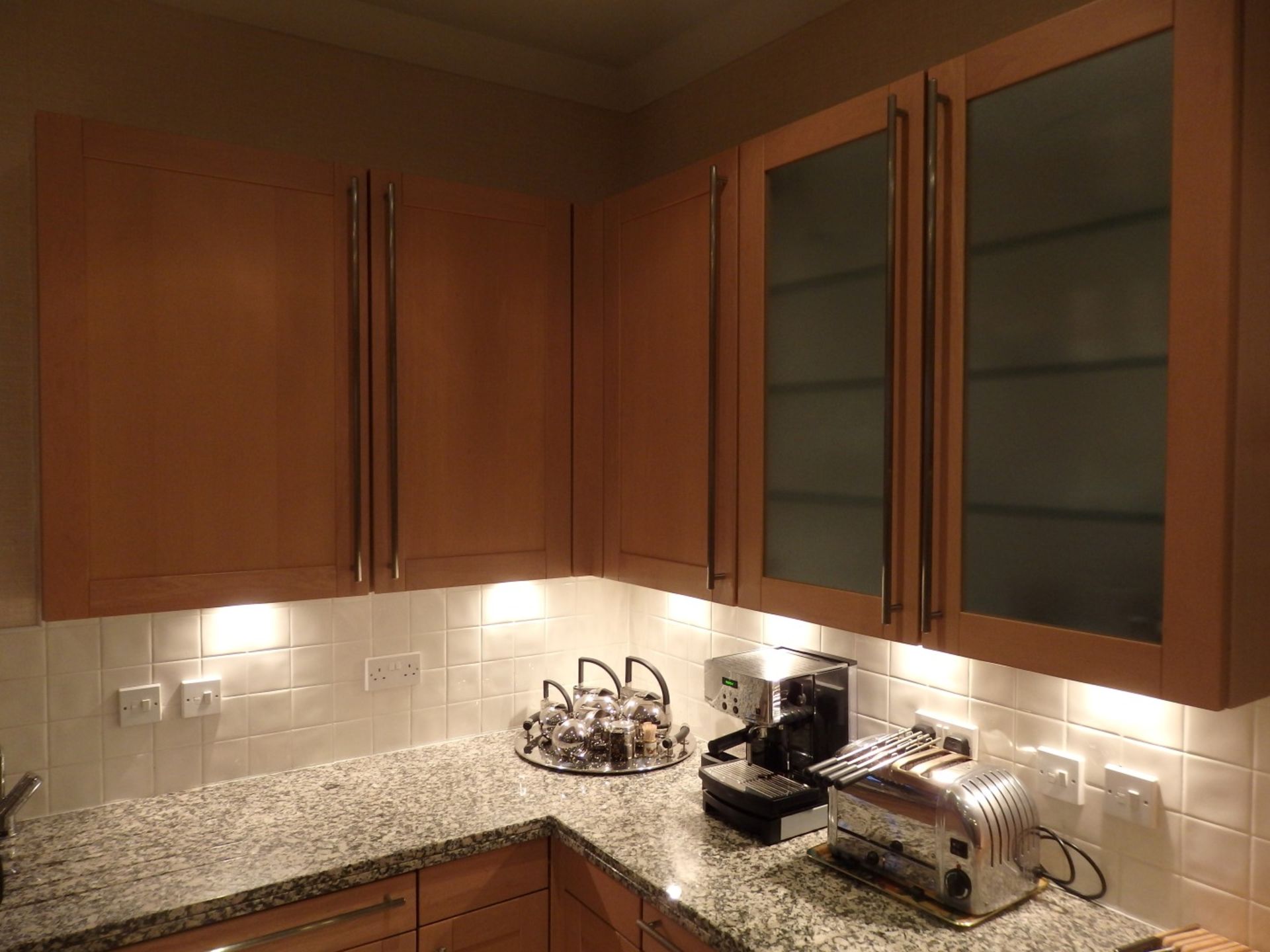 1 x Siematic Fitted Kitchen With Beech Shaker Style Doors, Granite Worktops, Central Island and - Image 73 of 148