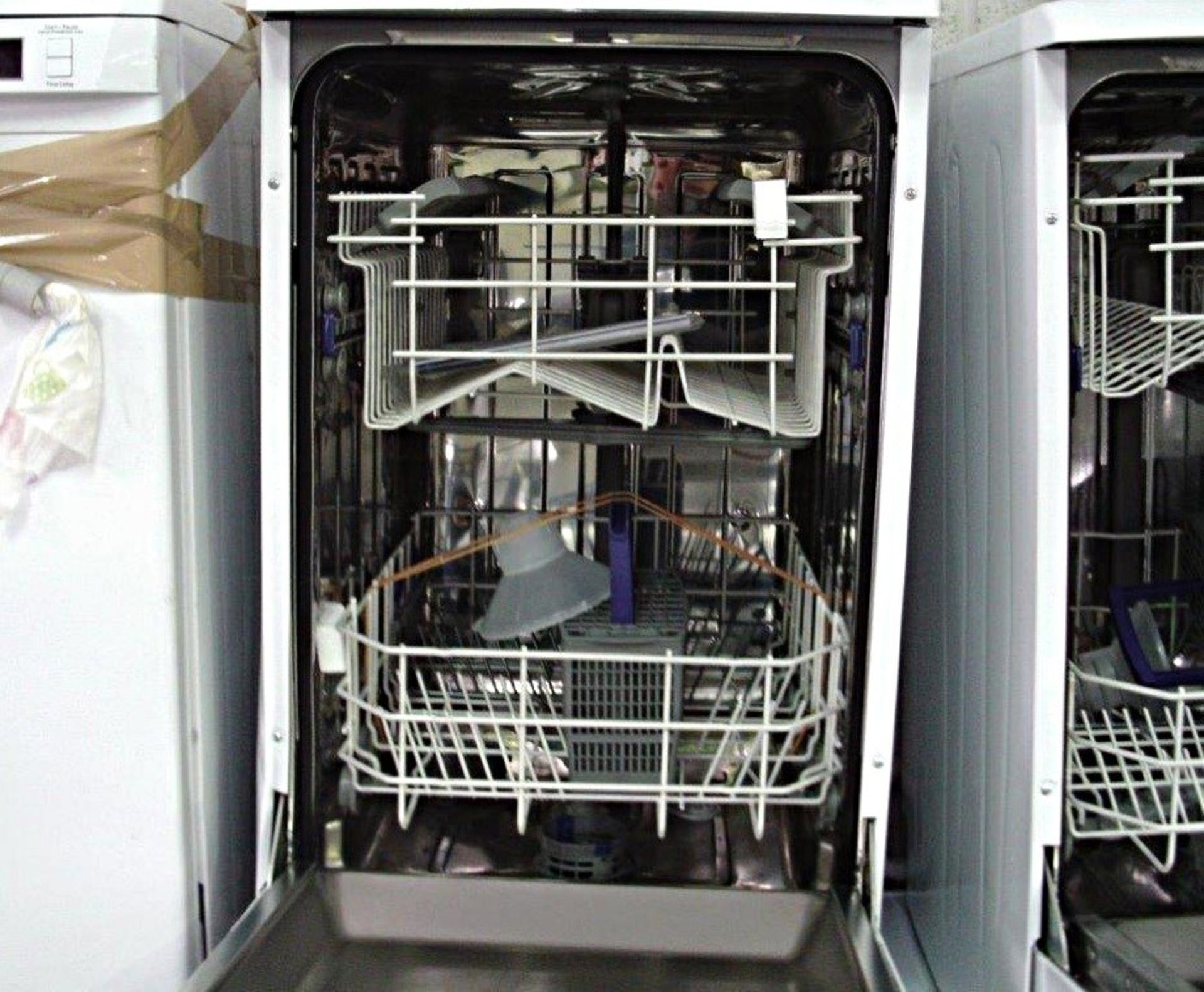 1 x Pallet of Unchecked Customer Raw Returns - BEKO DISHWASHERS - All Current Models - CL055 - Ref - Image 5 of 13