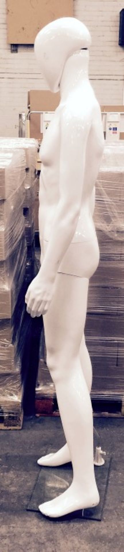 1 x Male Full Body Mannequin – Life Size Faceless Adult Form With Adjustable Head and Arms – White - Image 2 of 4