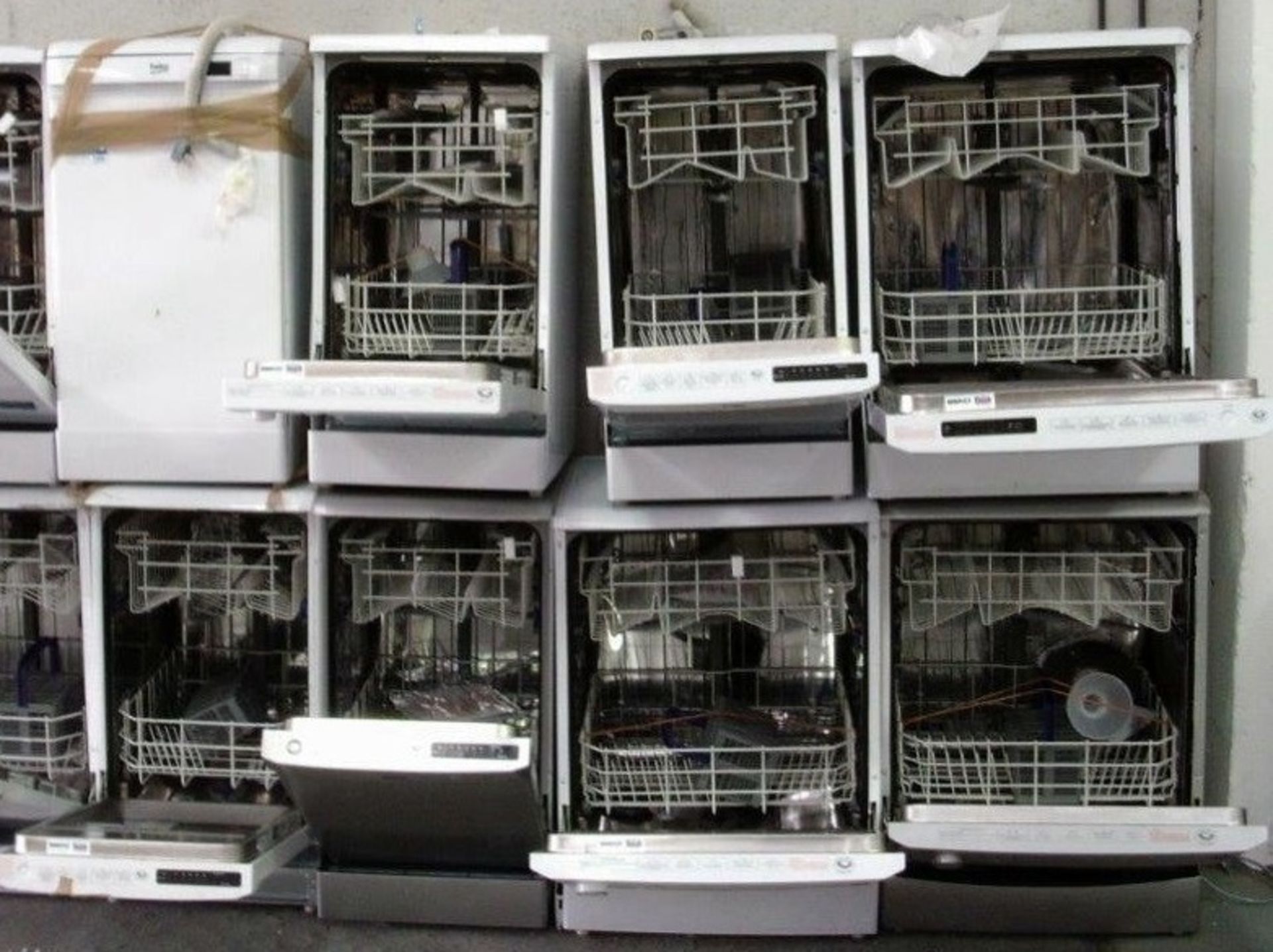 1 x Pallet of Unchecked Customer Raw Returns - BEKO DISHWASHERS - All Current Models - CL055 - Ref