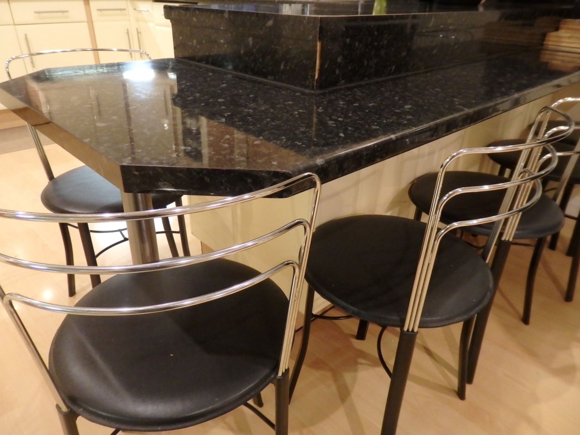 1 x Hygena Fitted Kitchen - Cream Gloss Doors With T Bar Handles - Black Granite Worktops - Bosch - Image 77 of 77