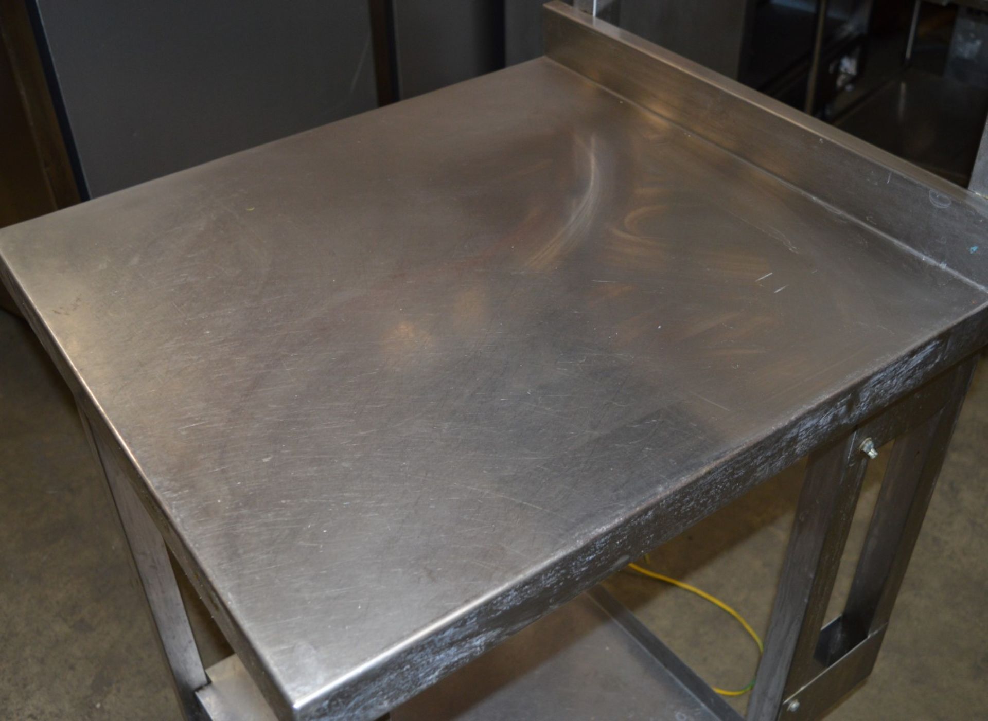 1 x Stainless Steel Commercial Catering Prep Bench on Castors With Under Shelf and Over Shelf - H131 - Image 4 of 4