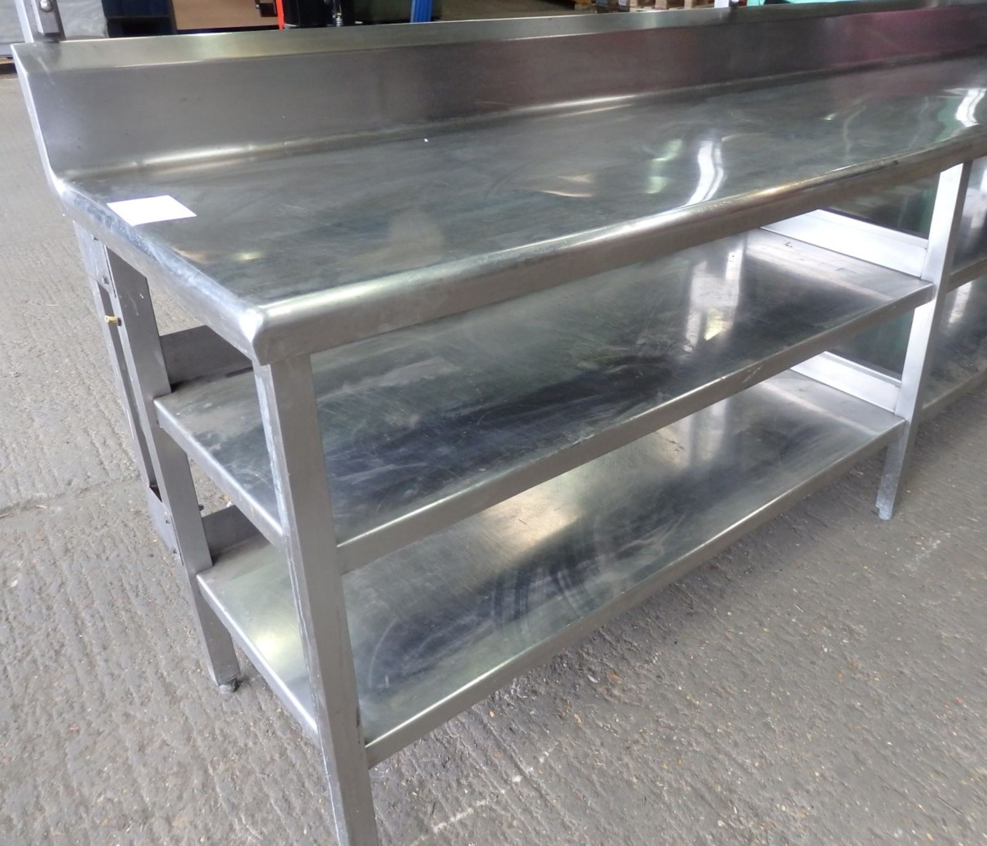 1 x Stainless Steel Commercial Kitchen Prep Bench With Undershelves and Overshelf - CL057 - H87/ - Image 5 of 6