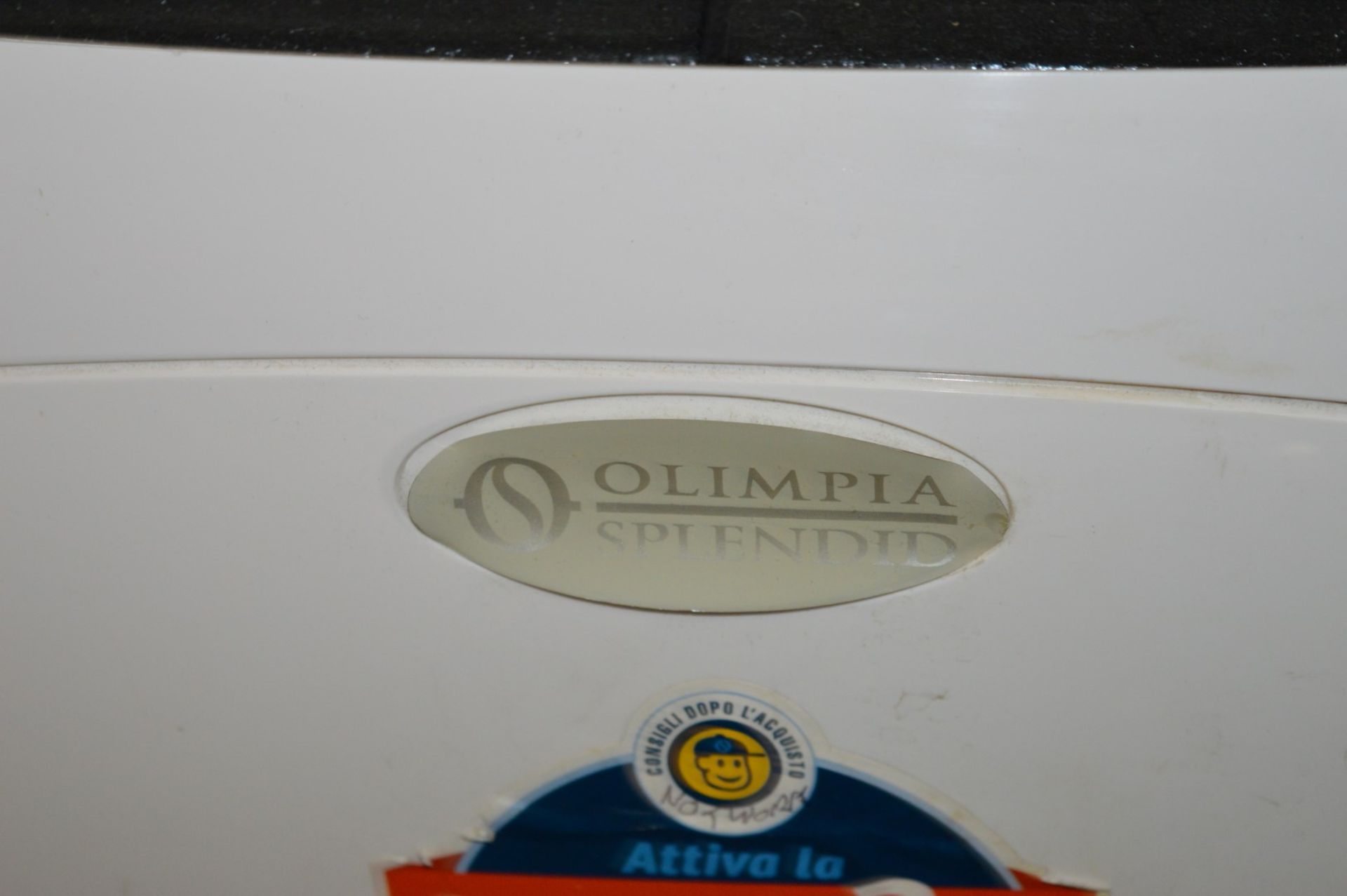 1 x Olimpia Splendid Frrido 2.6kw 9,000btu Portable Mobile Air Conditioner - Stylish Italian - Image 2 of 5