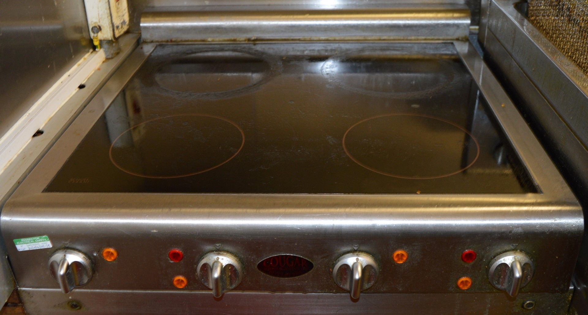 1 x Couger Stainless Steel Desktop Catering Hob With Schott Ceran Cooktop - 4 Burner - H12 x W61 x - Image 3 of 3