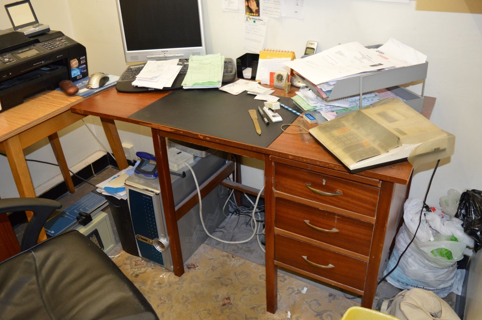 1 x Collection of Office Furniture - Includes Two Desks, Table, Two Office Chairs and Oil Filled - Image 2 of 11