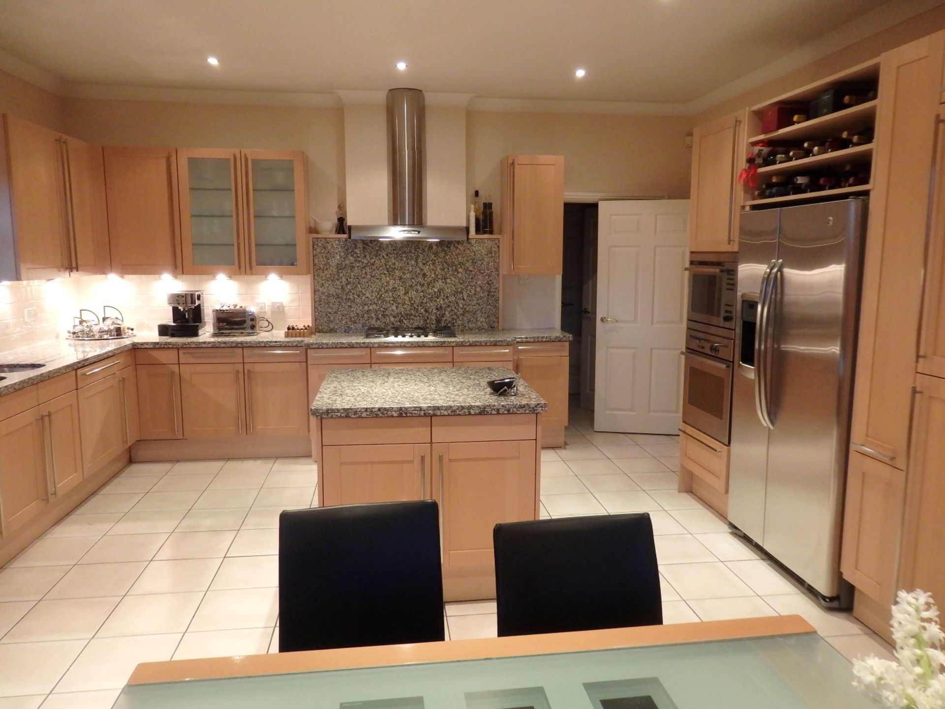 1 x Siematic Fitted Kitchen With Beech Shaker Style Doors, Granite Worktops, Central Island and - Image 2 of 151