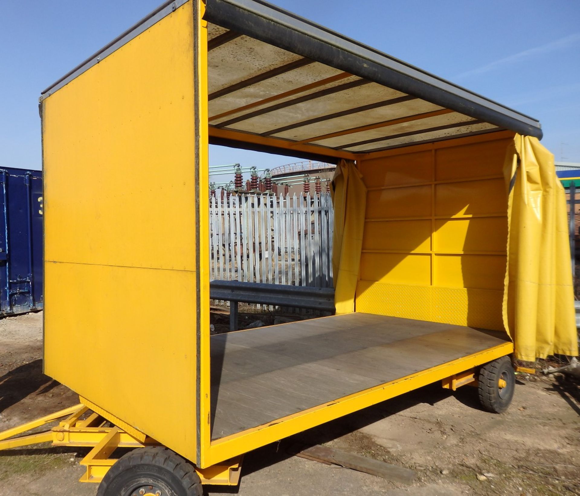 1 x Enclosed Curtain Sided Box Trailer With Turntable Steering - Alexander Trailers Model IP40ST - - Image 7 of 28