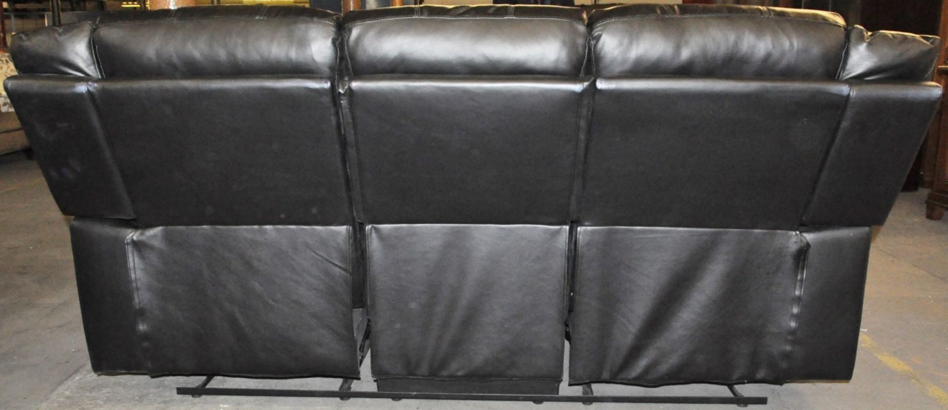 1 x Stylish Black Real Leather 3 Seater Sofa with Reclining Seat – RRP £1,299.00 - Banded Leather - Image 3 of 3