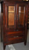 1 x Henley Traditional Red Mahogany Drinks Cabinet by Bentley Designs – Comes with Drawers & Glass