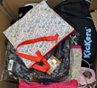 Approx 35 x Assorted "KICKERS" Branded Handbags - See Pictures For More Details - CL008 - Bury BL9 -