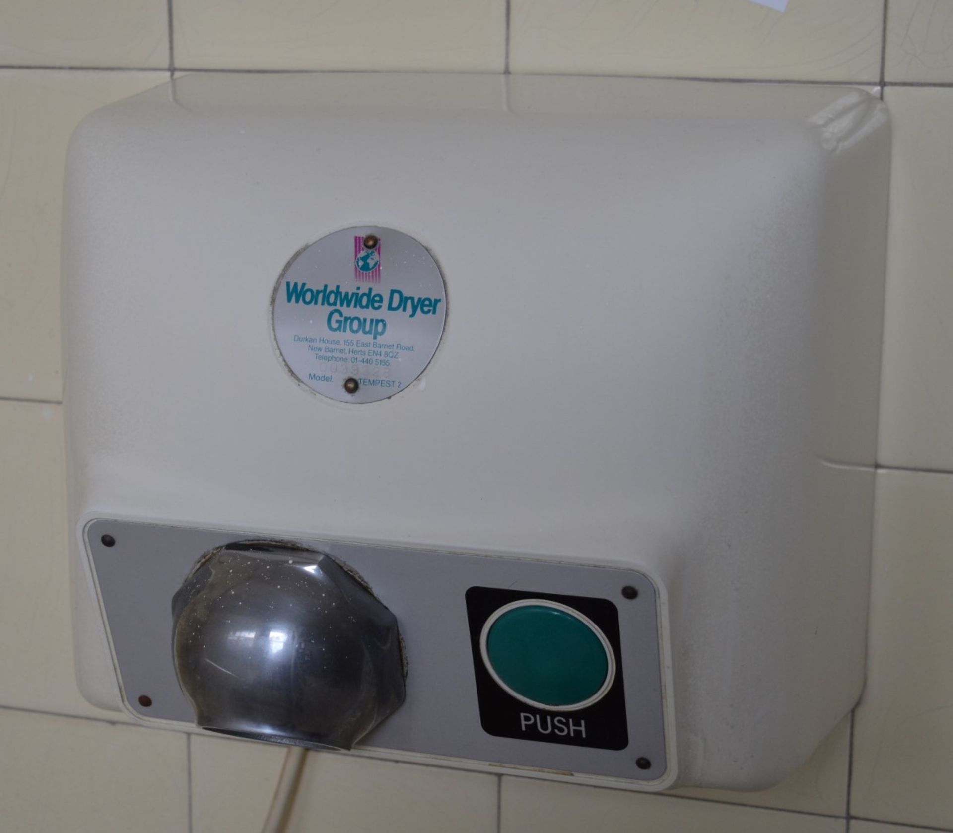 1 x Vintage Worldwide Dryer Group Electric Hand Dryer - Model Tempest 2 - 30 x 25 cms - Ref 376 2F -