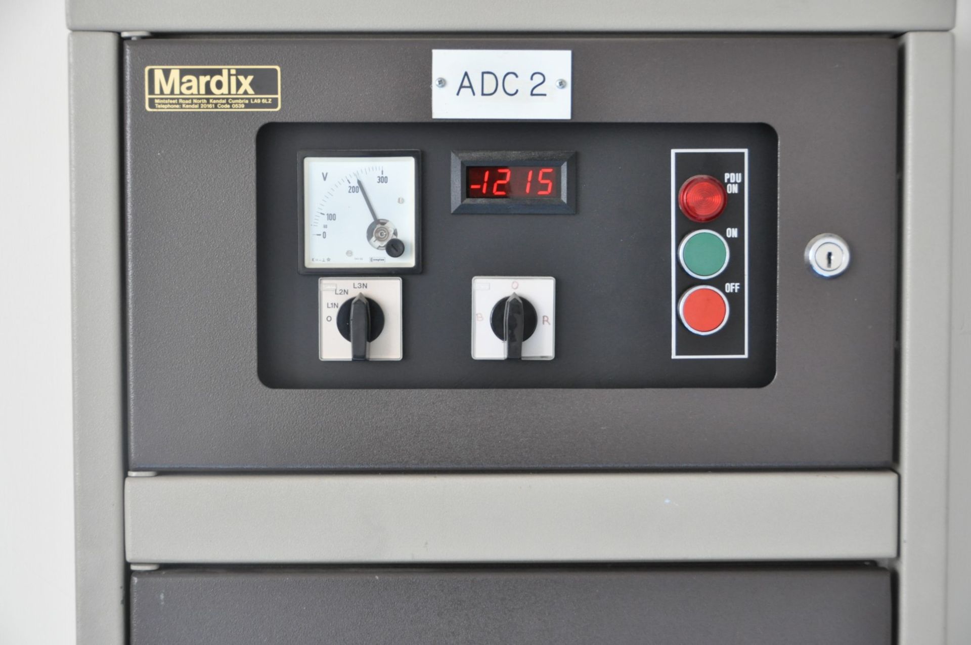 1 x Mardix Power Distribution Unit Cabinet - PDU ADC2 - 161 x 21 cms - Ref L90 2F - Buyer to - Image 2 of 3