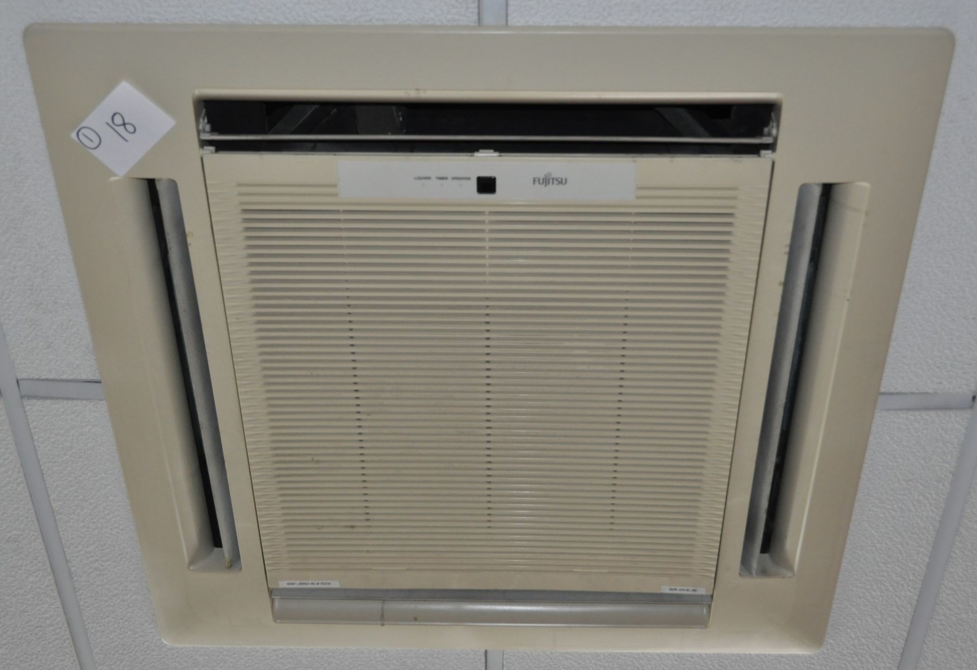 1 x Fujitsu Air Conditioning Indoor Unit - Model AUY25AWA3 - Includes Wall Mounted Control Panel - - Image 2 of 9