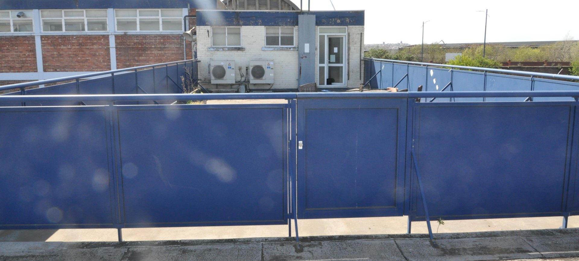 1 x Large Collection of Rooftop Safety Barrier Railings - Blue Steel Railings With Supports and - Image 5 of 10