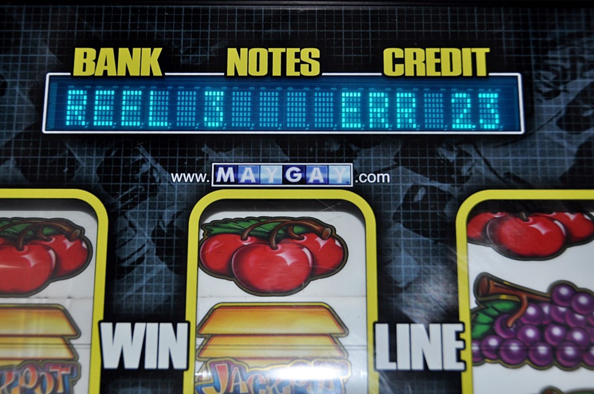 1 x "THE ITALIAN JOB" Arcade Fruit Machine - RARE - Officially Licensed Product - Manufacturer: - Image 2 of 8