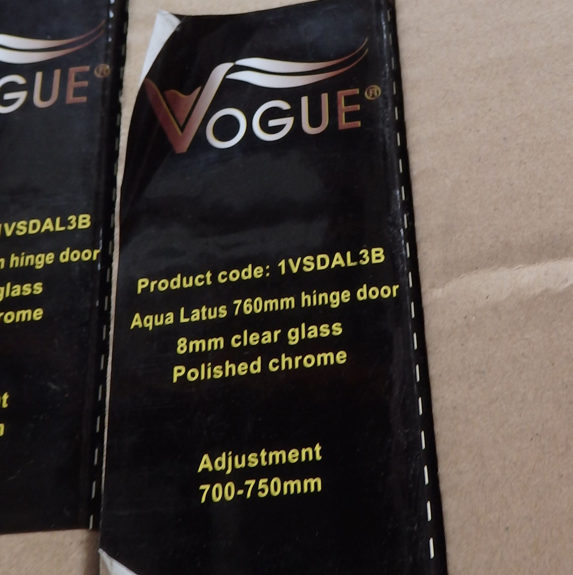 1 x Vogue Bathrooms Aqua Latus 760 Hinged Shower Door - Polished Chrome Finish - 8mm Clear Glass - - Image 2 of 2