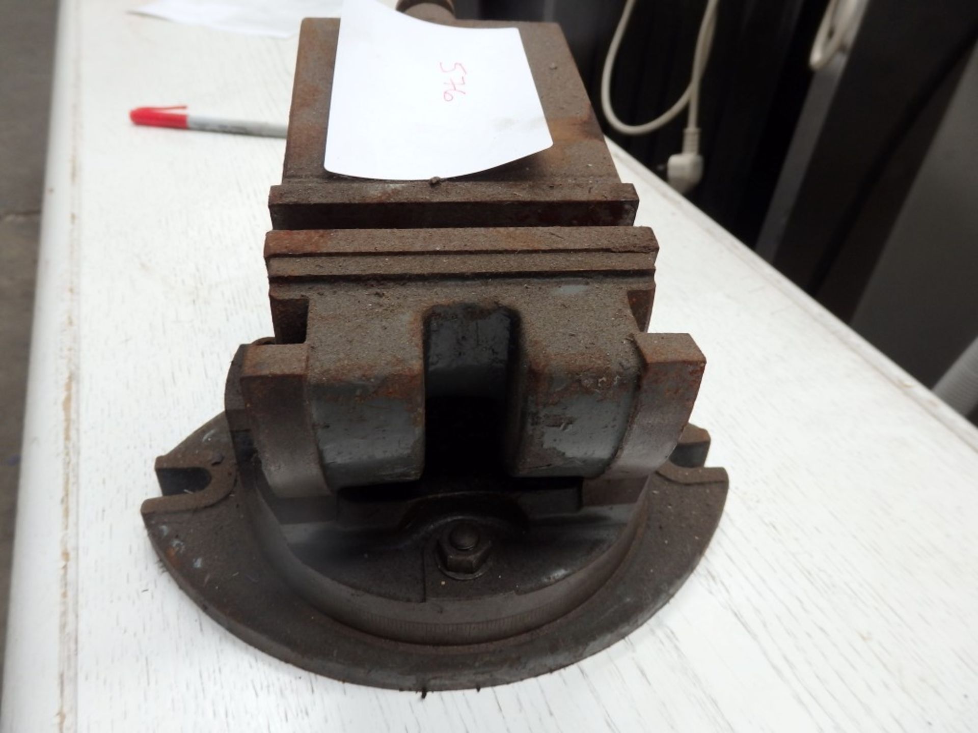 1 x Machine Vice - Perfect For Precise Workholding - Used - Ref WPM068/576 - CL057 - Location: - Image 3 of 4