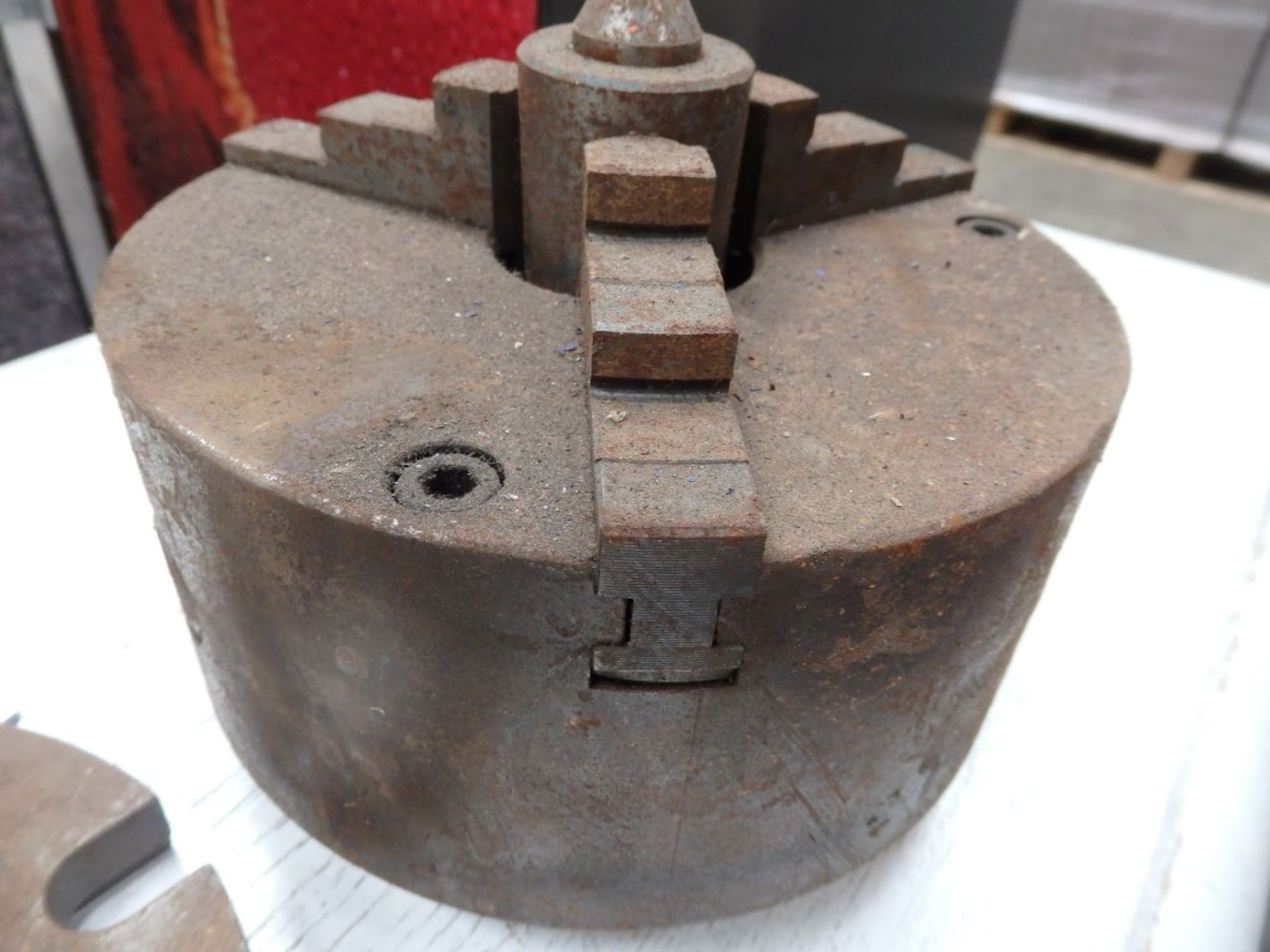 1 x Machine CHUCK - Used - Ref WPM082/591 - CL057 - Location: Welwyn, Hertfordshire, AL7  Viewings - Image 3 of 7