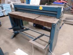 1 x F J Edward Treadle Guillotine - Ref WPM101 - CL057 - Location: Welwyn, Hertfordshire,