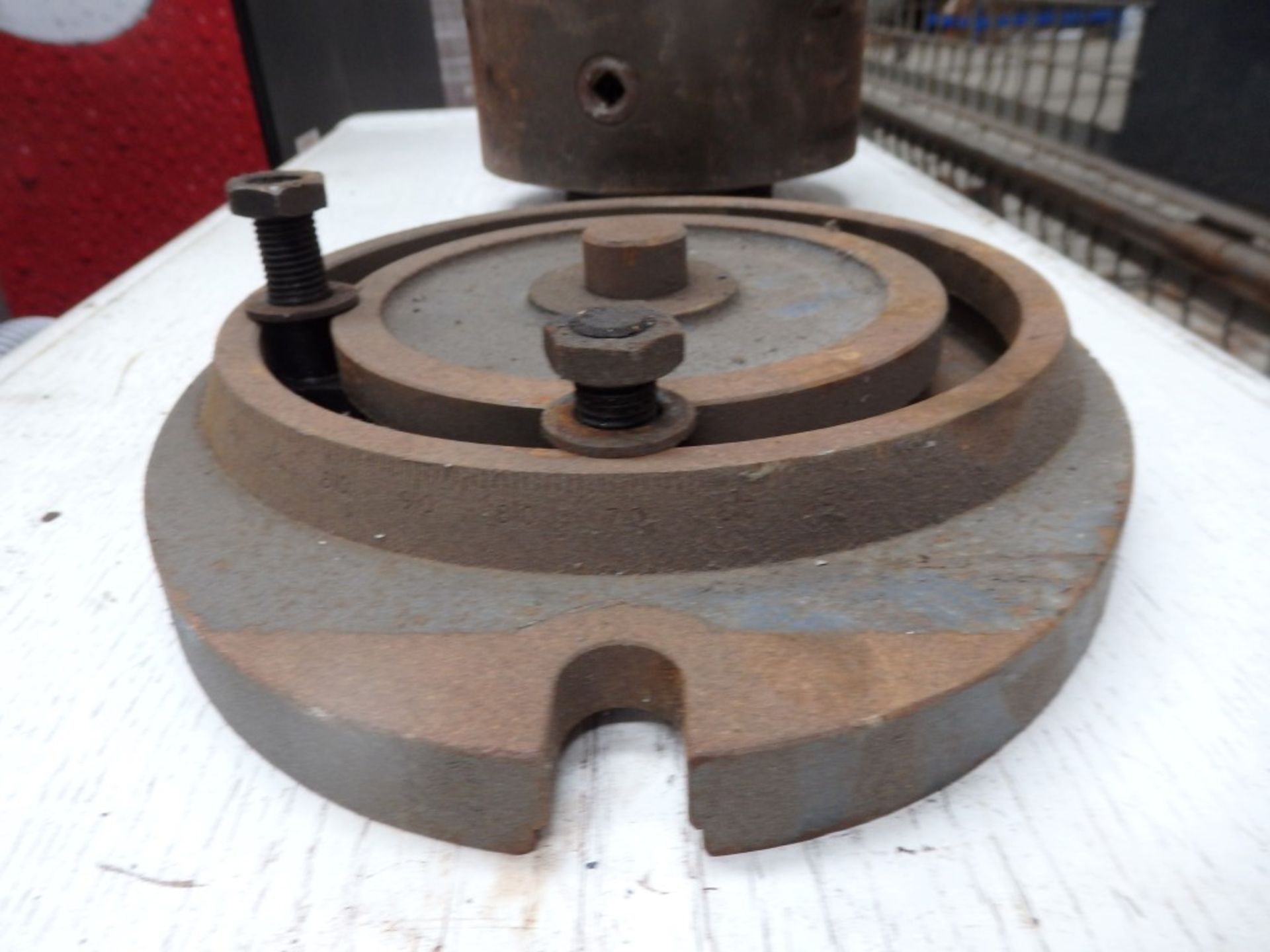 1 x Machine CHUCK - Used - Ref WPM082/591 - CL057 - Location: Welwyn, Hertfordshire, AL7  Viewings - Image 4 of 7