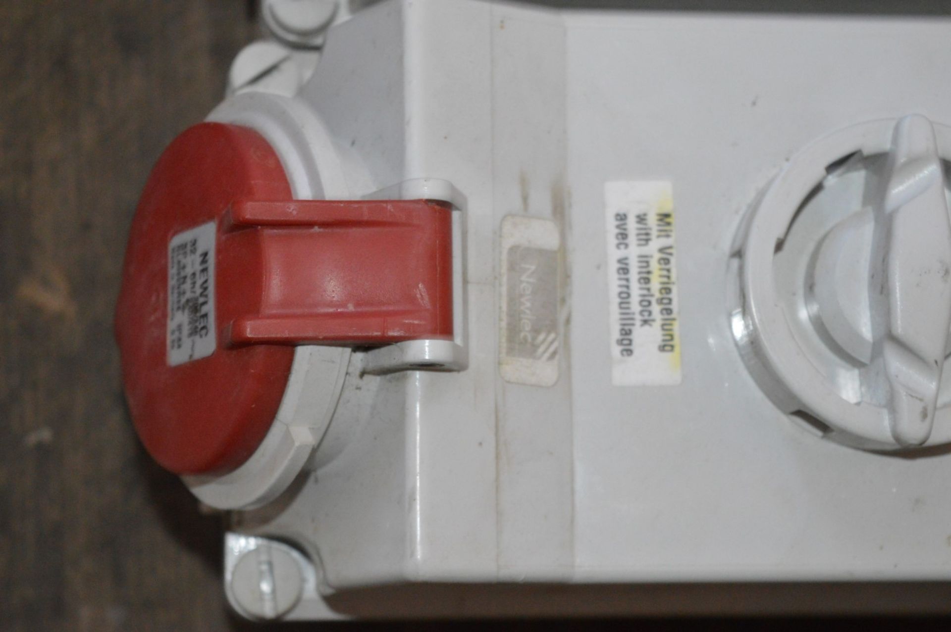 2 x Newlec Industrial Switched Interlock RCD Sockets - 40A/25A - 400V - Ref CW - CL110 - Location: - Image 2 of 7