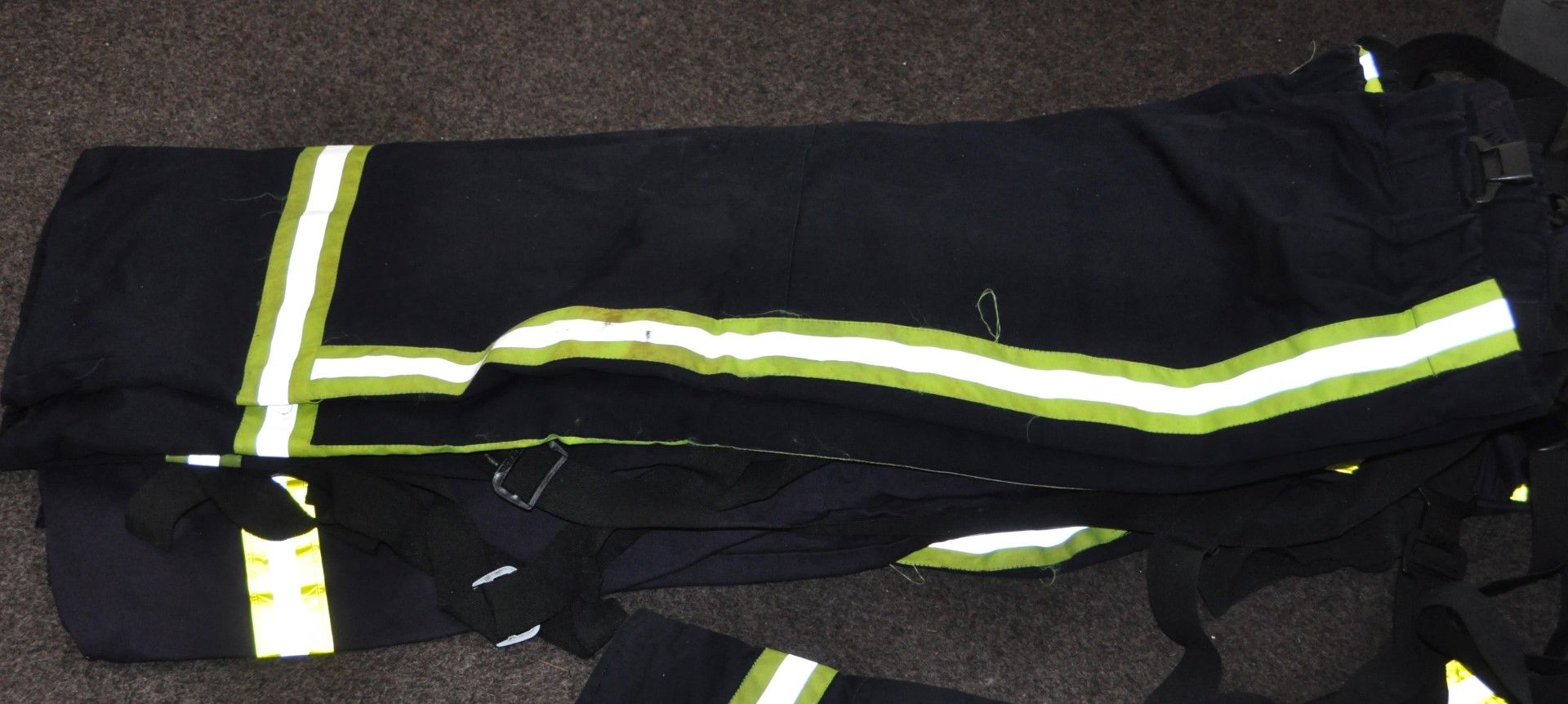 9 x Fire Fighters / Emergency Services Uniforms - 9 Sets of Pants and Jackets - Sizes Include Medium - Image 3 of 3