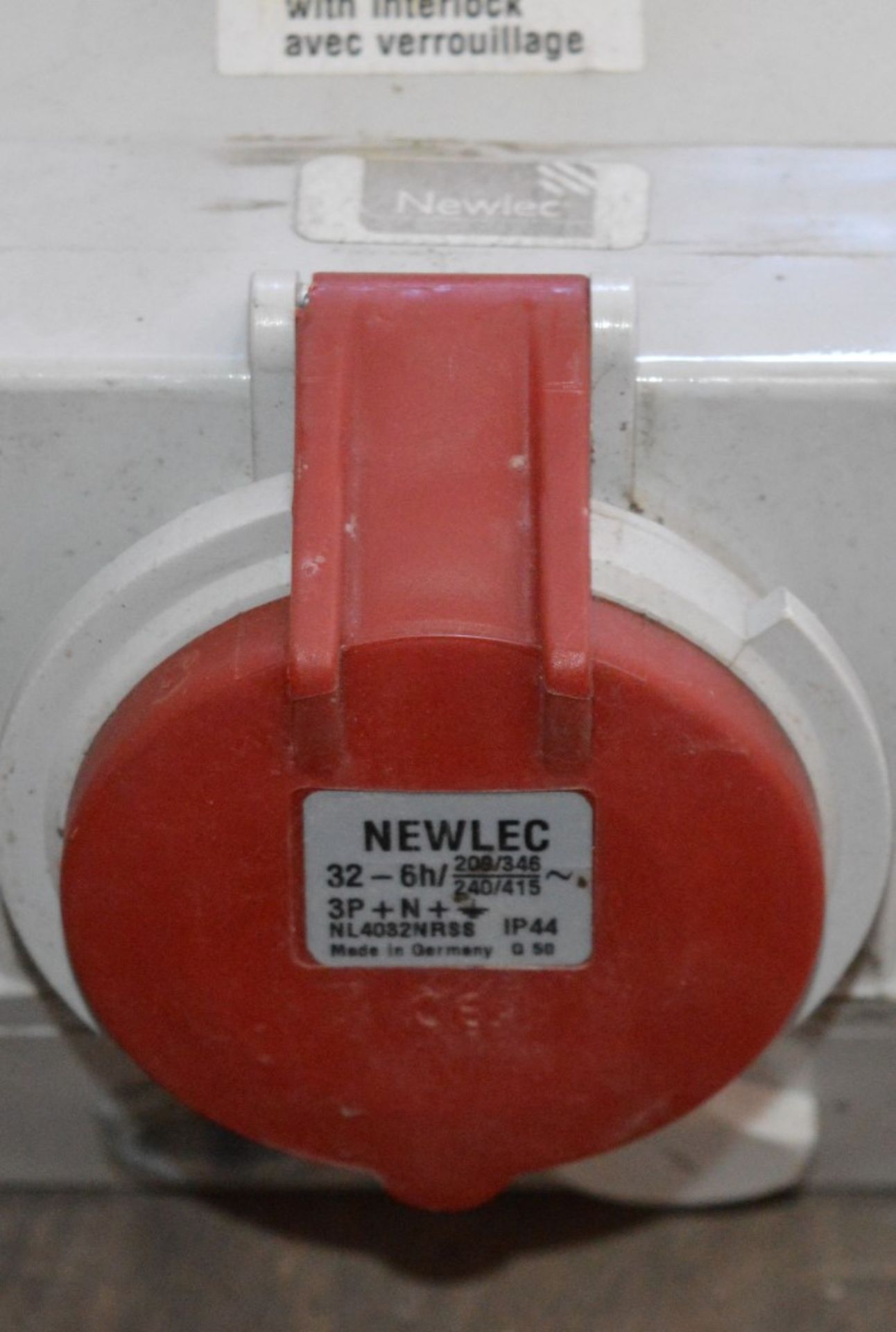 2 x Newlec Industrial Switched Interlock RCD Sockets - 40A/25A - 400V - Ref CW - CL110 - Location: - Image 4 of 7